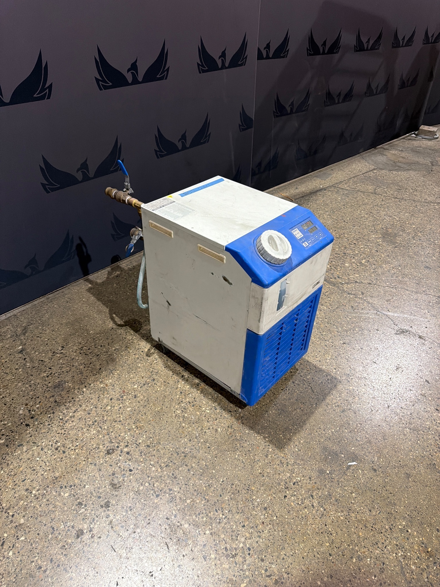 SMC HRSH150-AN-40-K Thermo Chiller USED 1