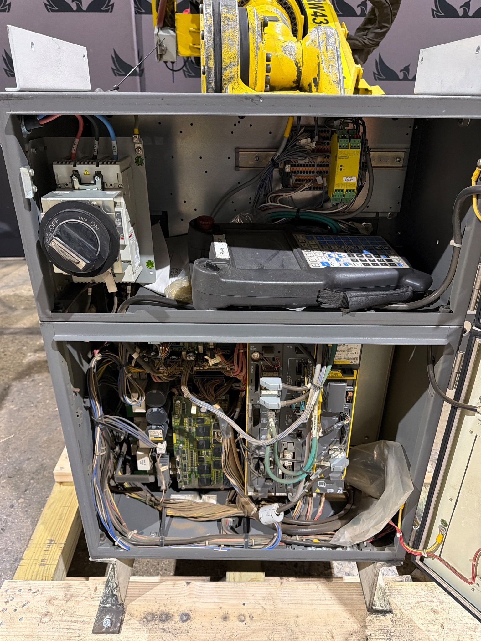 FANUC R-2000iB/210F Complete w/ R-30iB Controls USED 7