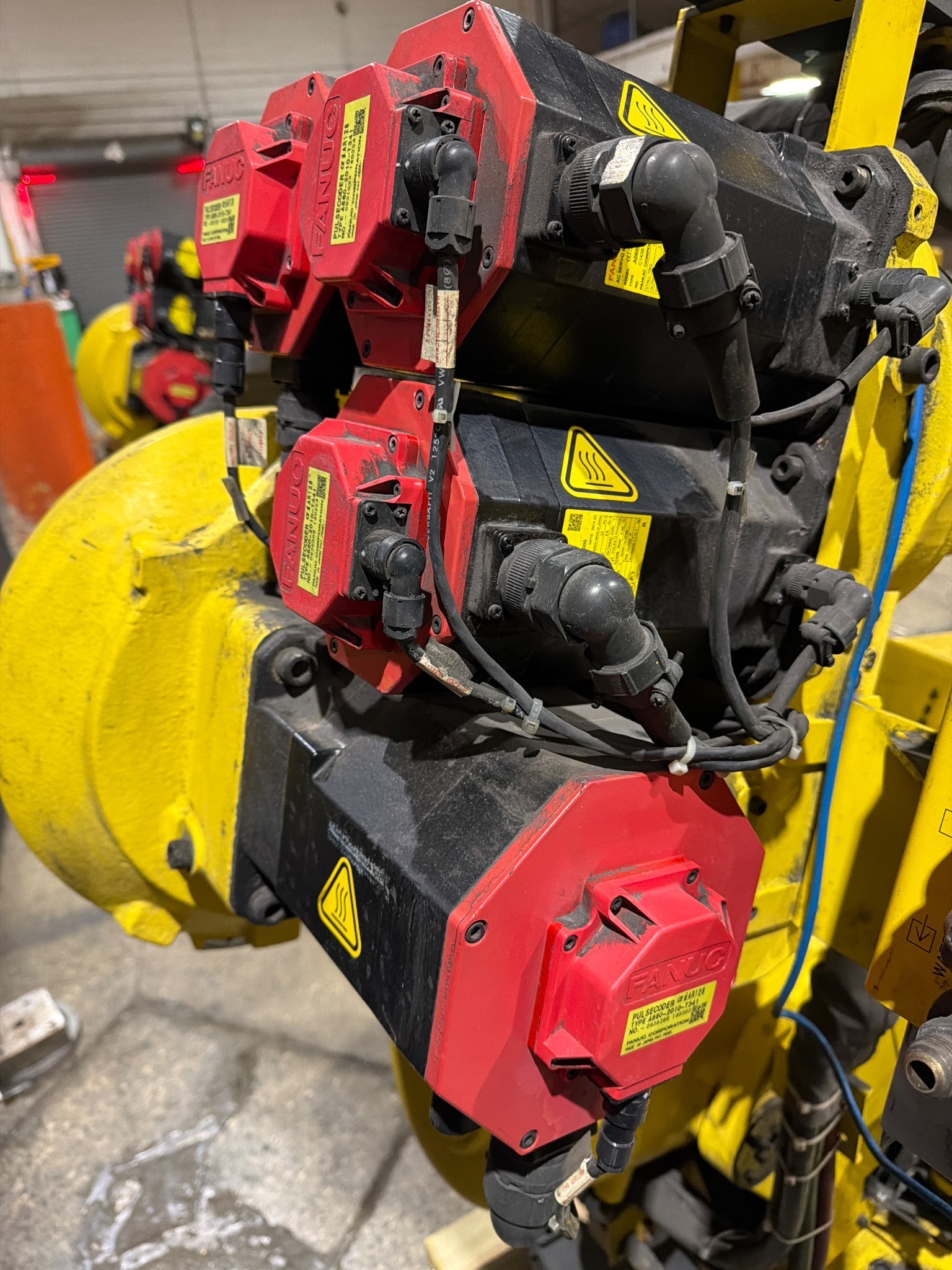 FANUC R-2000iB/210F Complete w/ R-30iB Controls USED 6