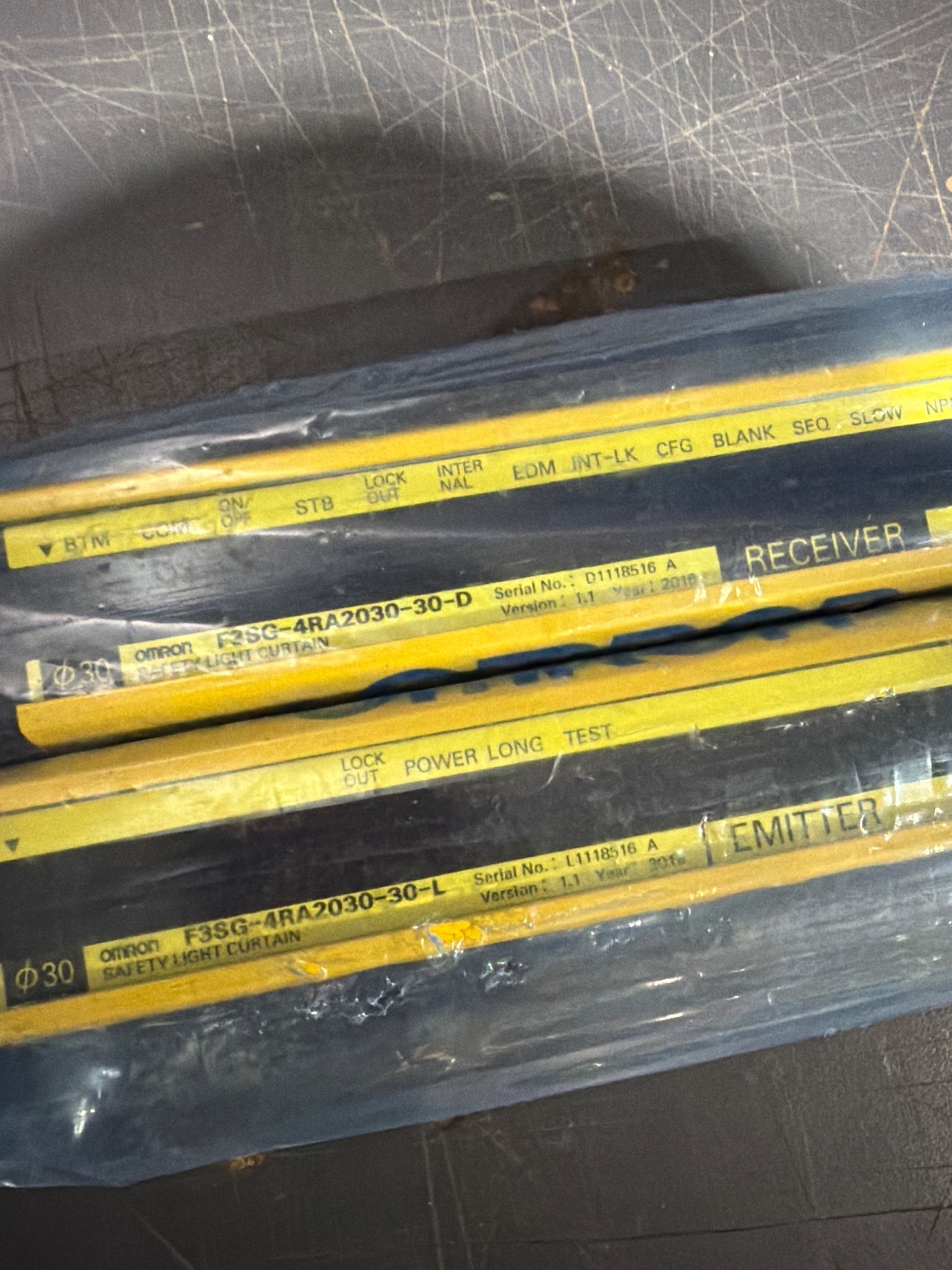 Omron F3SG-4RA2030-30 Light Curtain Set 2030mm NEW NO BOX 0