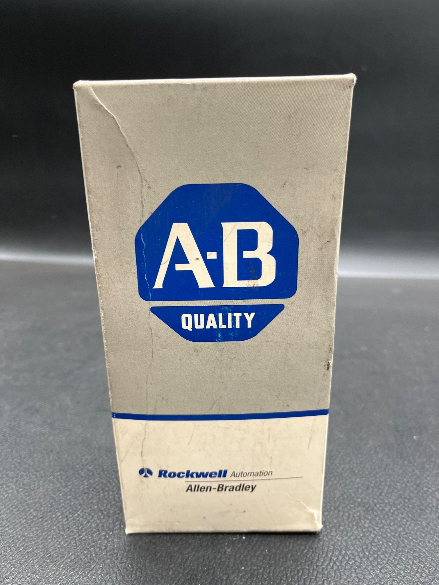 ALLEN BRADLEY 700-PT400A1 Timing Relay Type P NEW 2