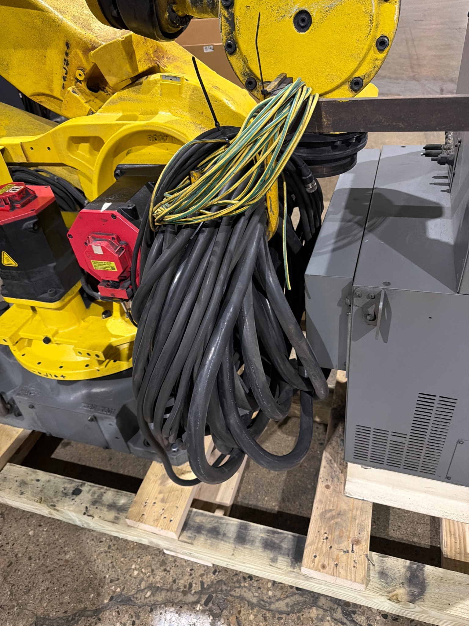 FANUC R-2000iB/210F Complete w/ R-30iB Controls USED 16