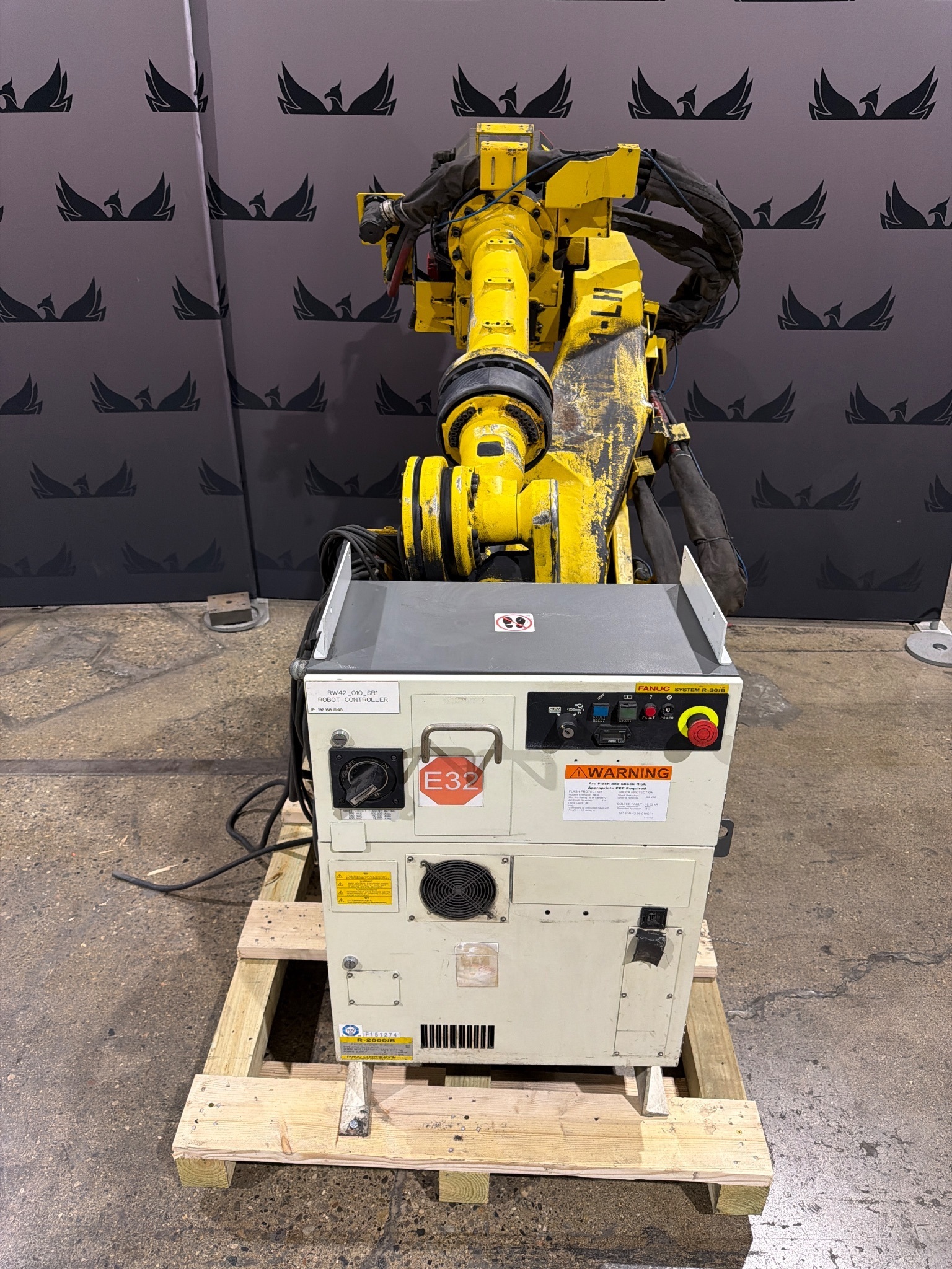 FANUC R-2000iB/210F Complete w/ R-30iB Controls USED 0