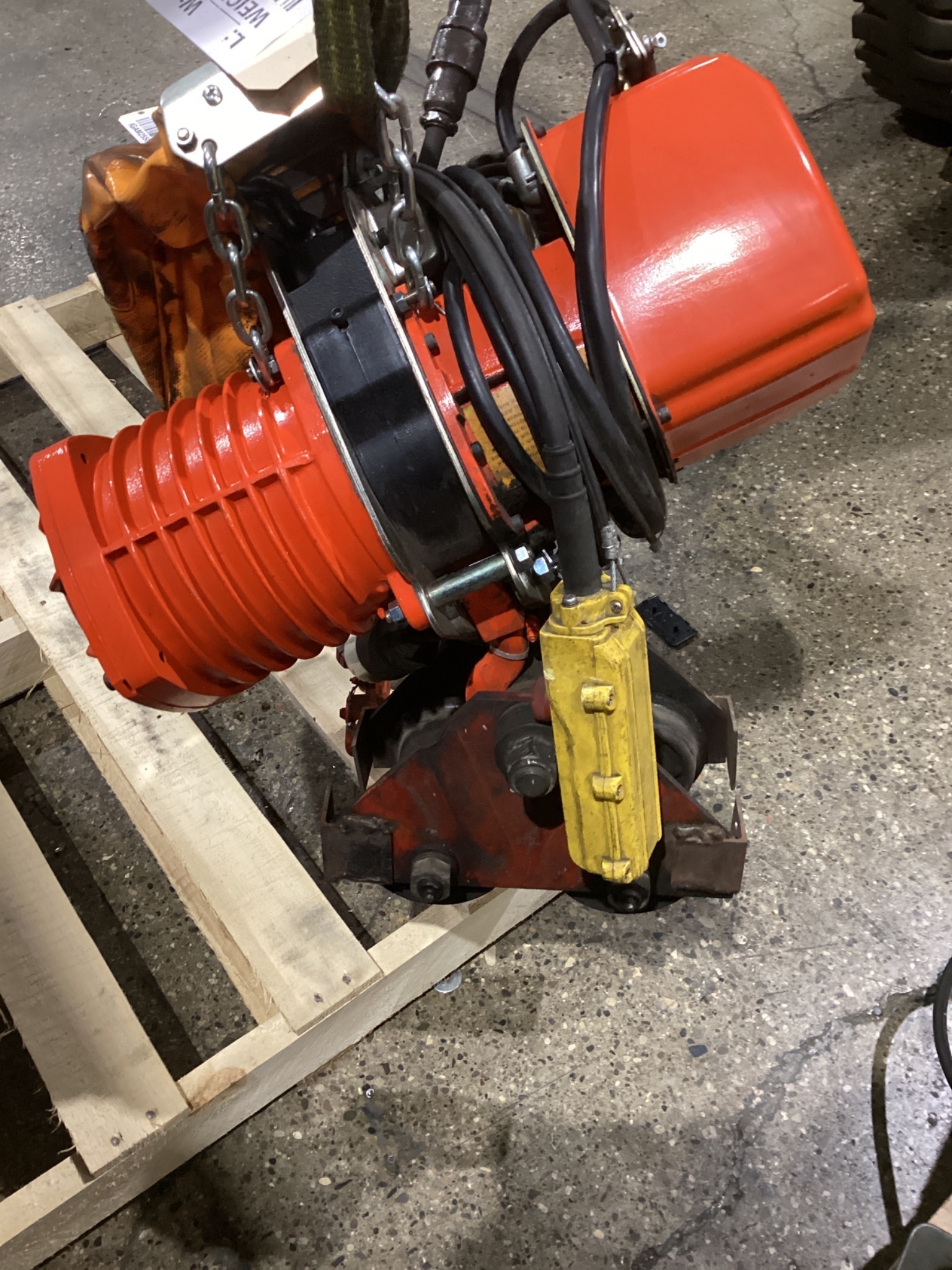 BLACK BEAR YSL-100 1-Ton Electric Chain Hoist USED 2