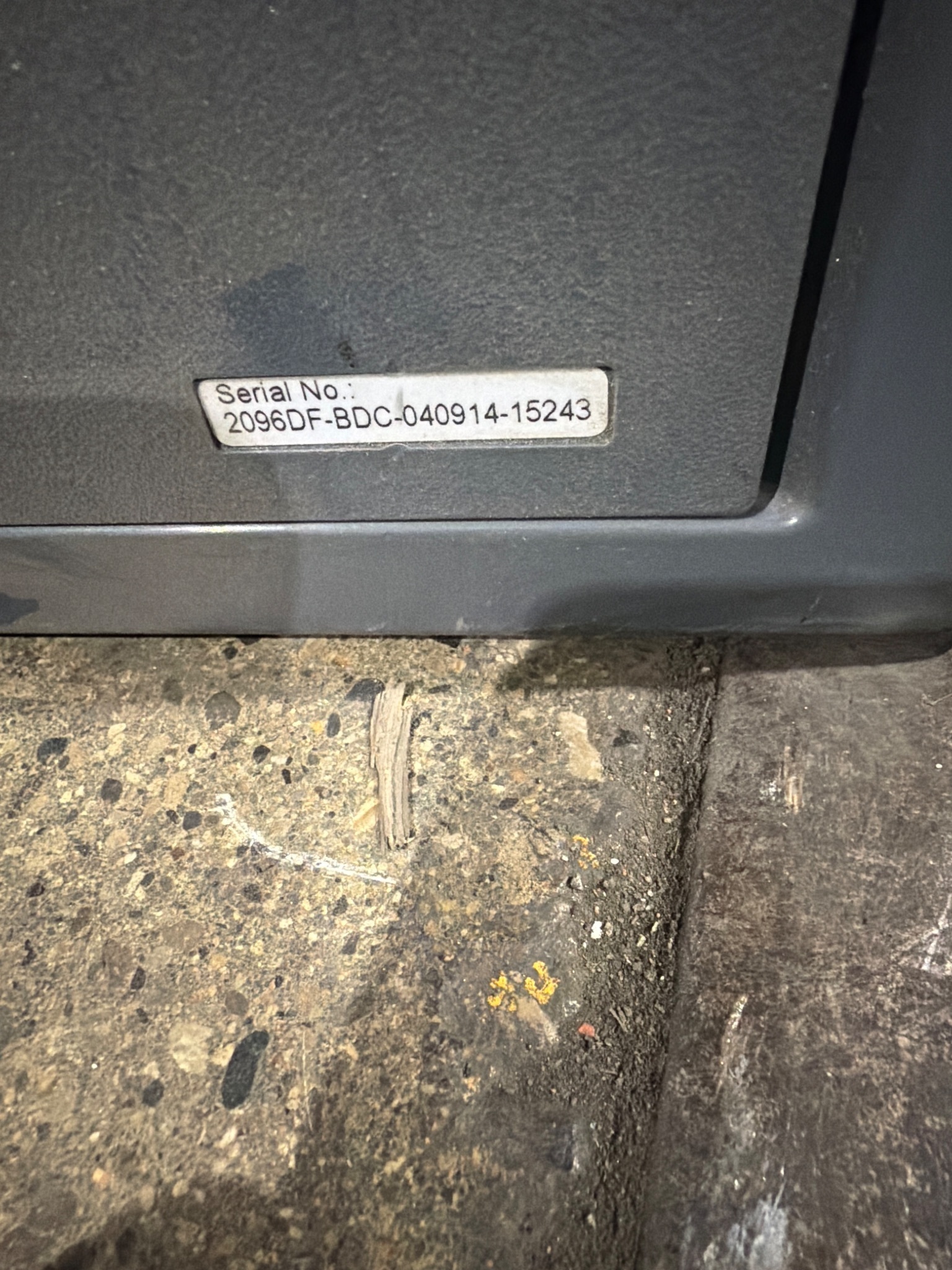 FIRST ALERT 2096DF-BD Digital Waterproof Safe USED 4