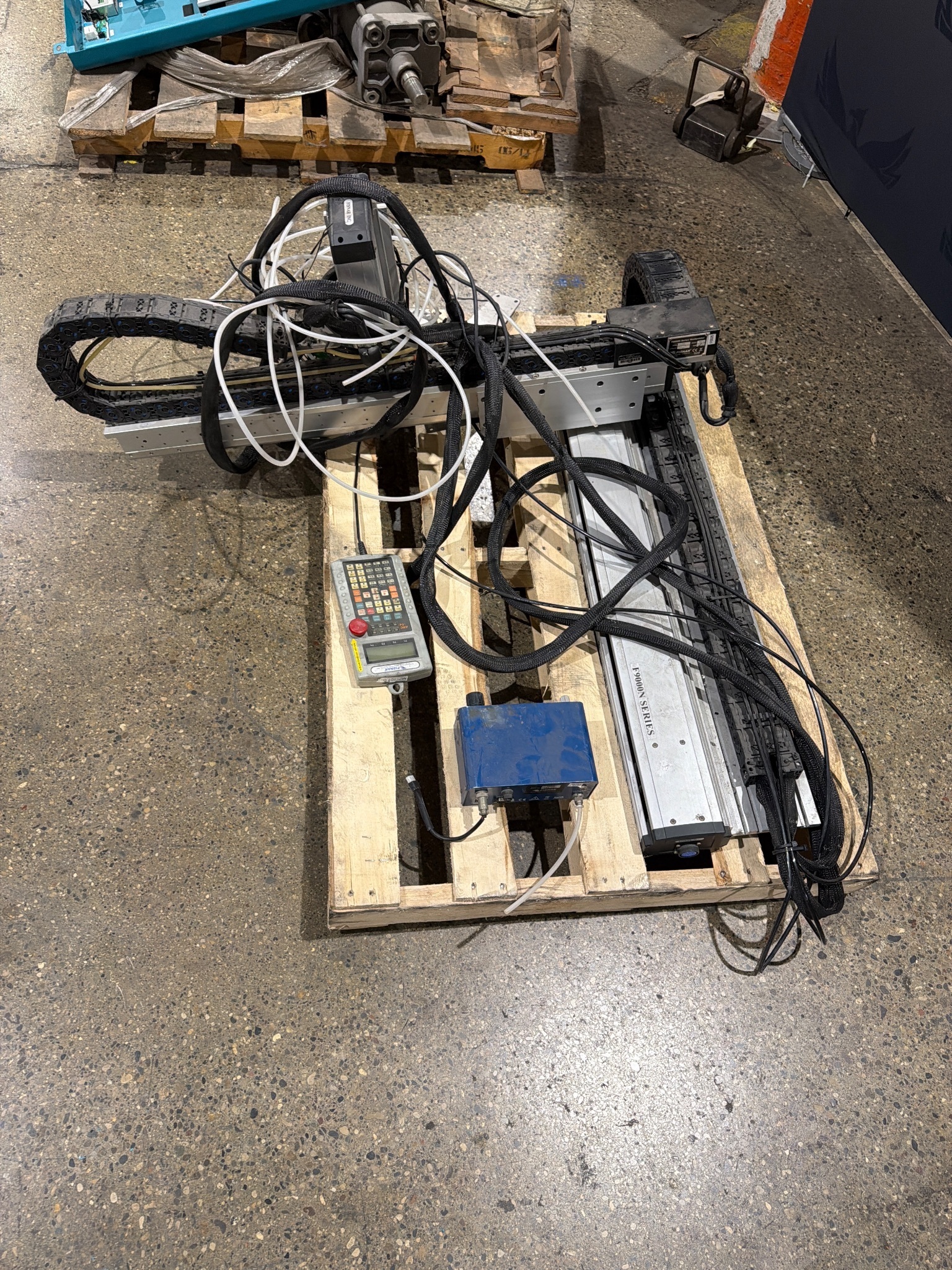 FISNAR F9600N F9000N Series Manipulator with Pendant and DC200 USED AS-IS 5