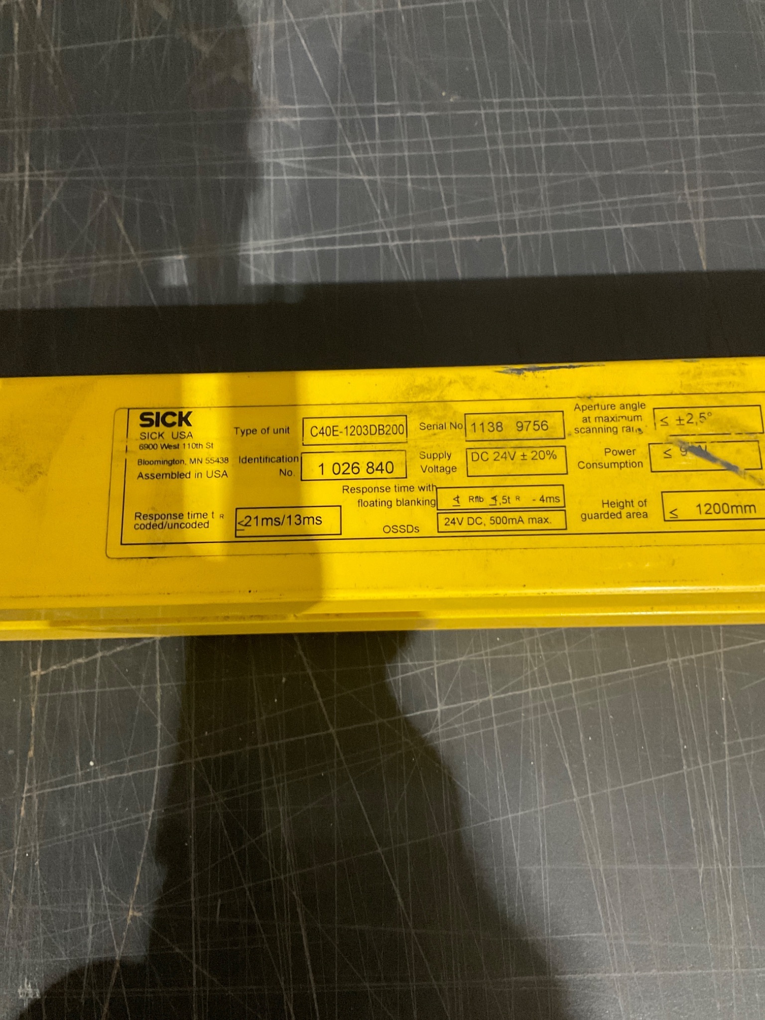 SICK C40E-1203DB200 C4000 Advanced Light Curtain Emitter (1200mm) USED 1