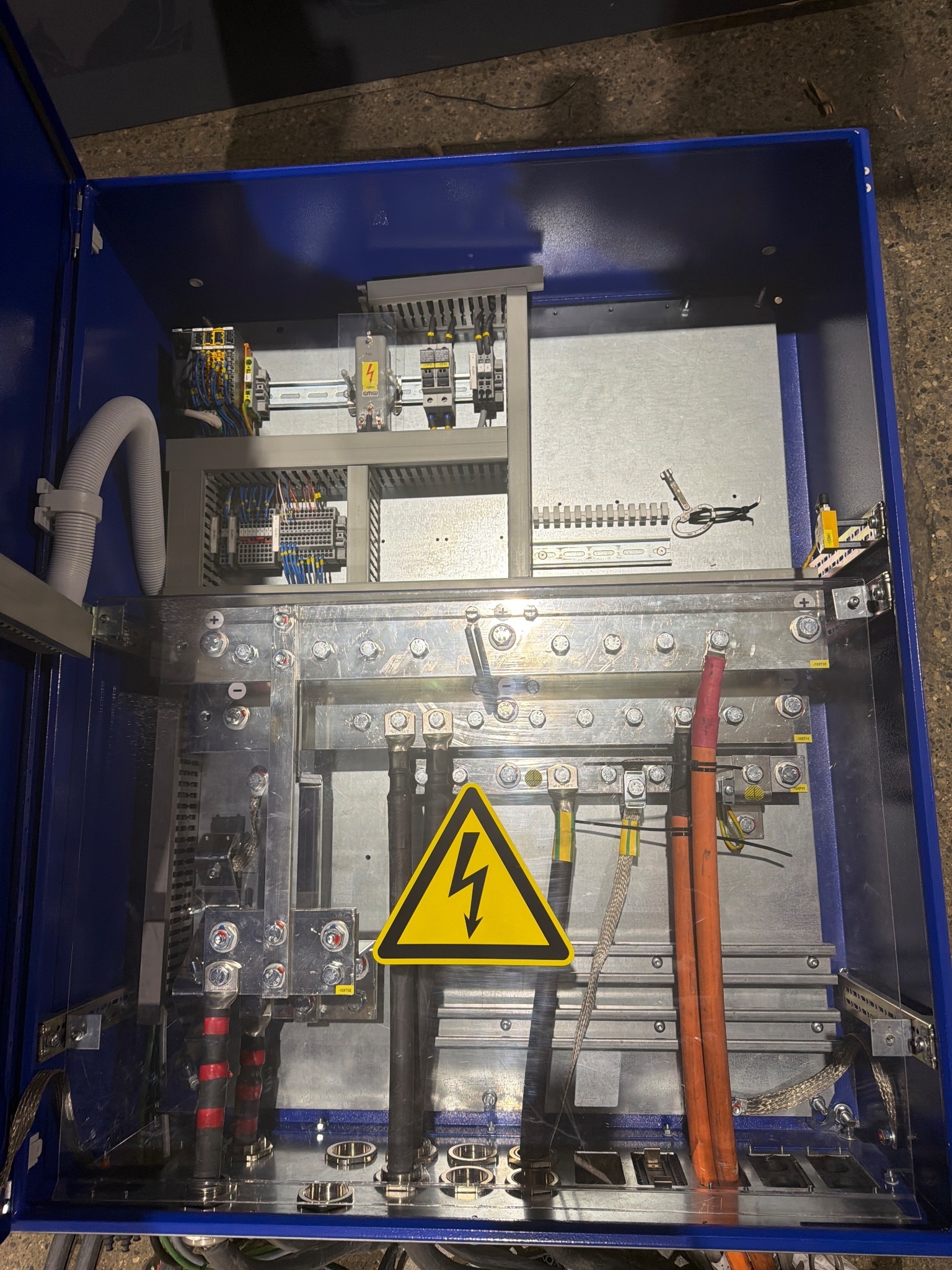 AVL PDU 800V/600A TESTERMODUS Battery Tester USED 5