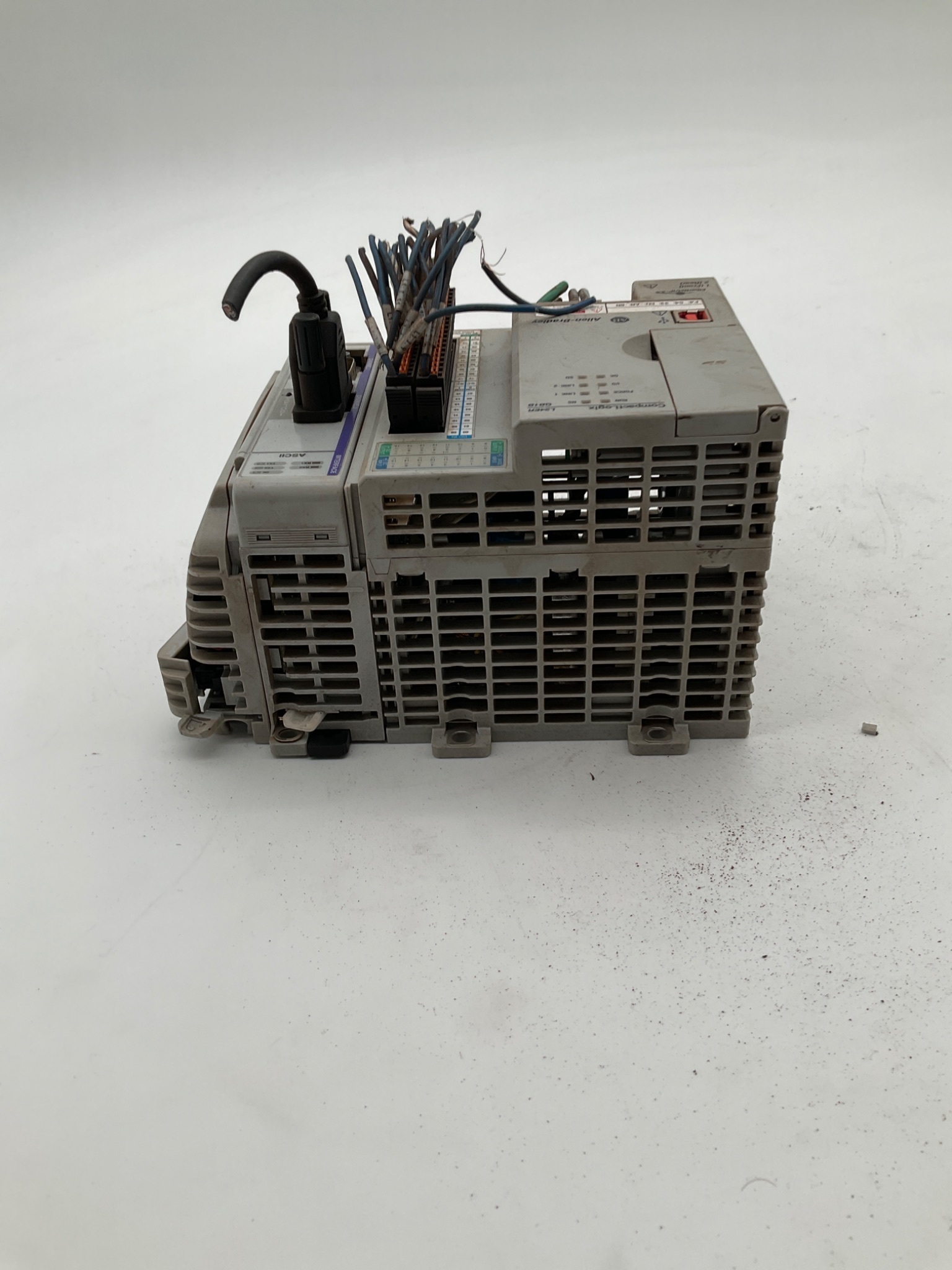 ALLEN BRADLEY 1769-L24ER-QB1B CompactLogix 750KB D I/O Controller USED 5