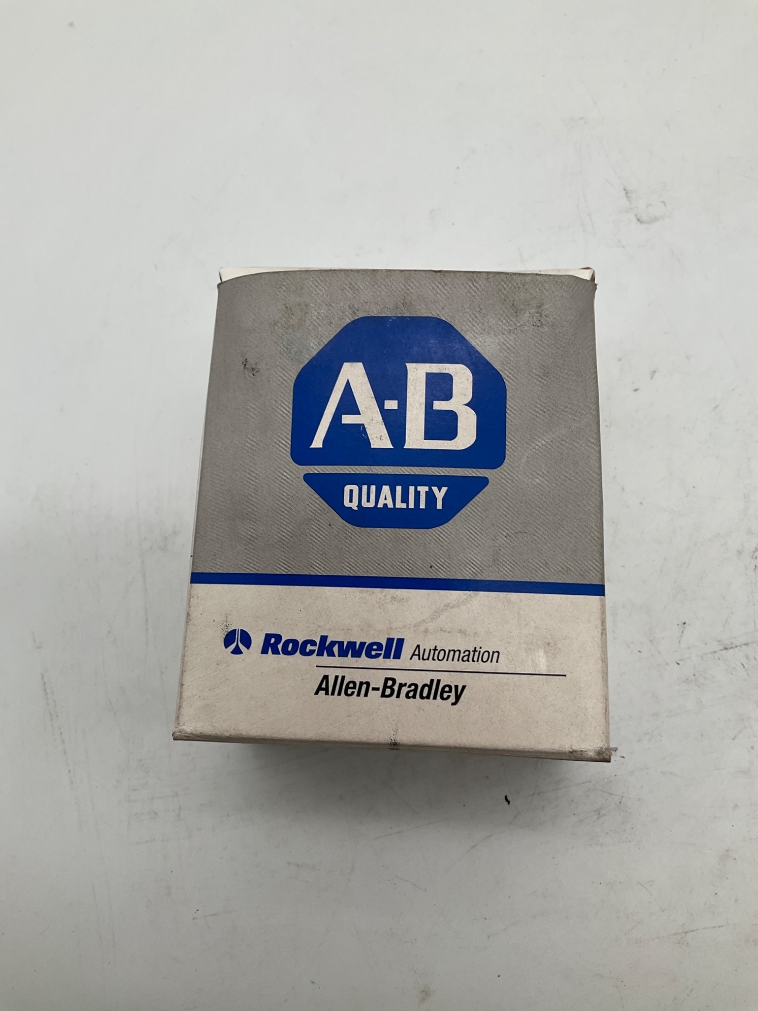 ALLEN BRADLEY 700-F400A1 Control Relay Type F NEW 1