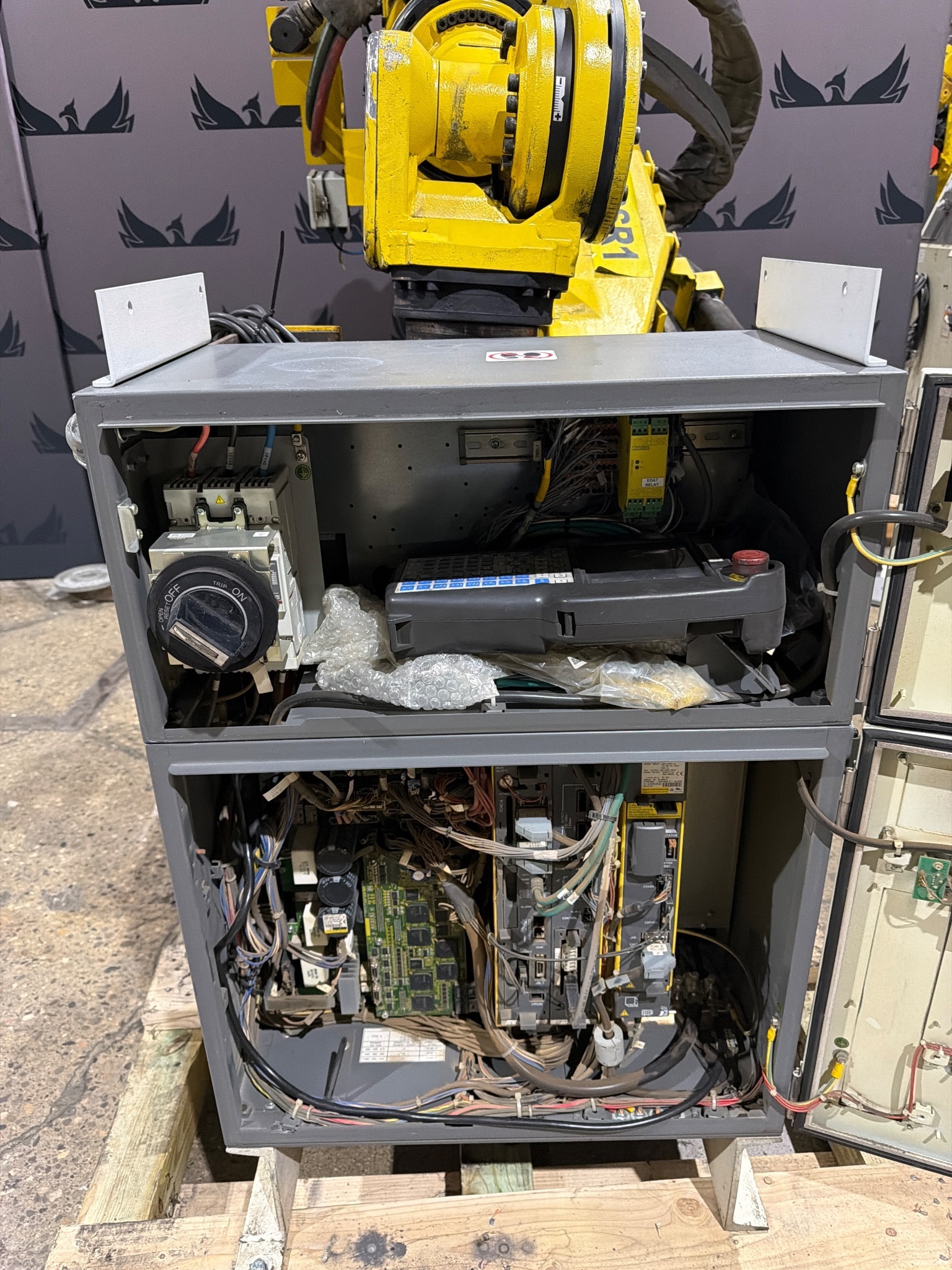 FANUC R-2000iB/210F Complete w/ R-30iB Controls USED 1