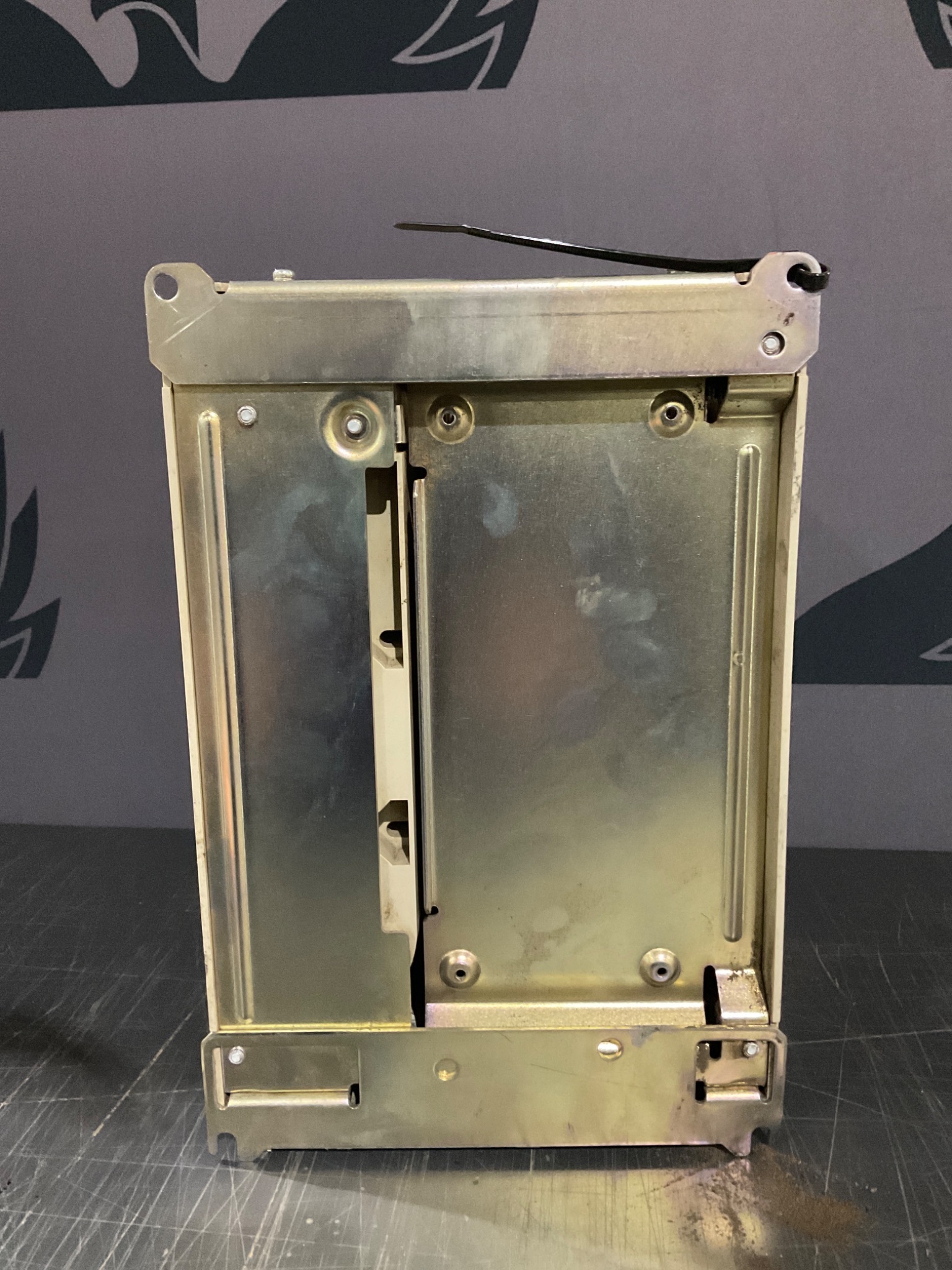YASKAWA CIMR-G7U45P5 AC Drive USED 3