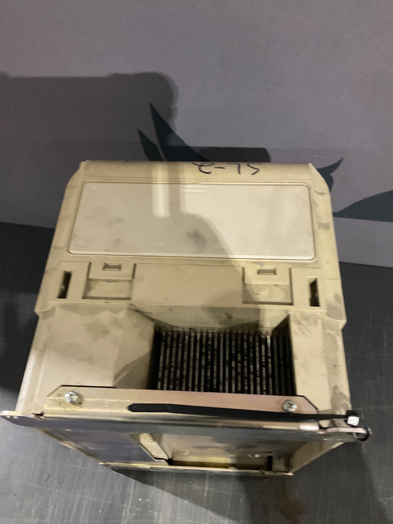 YASKAWA CIMR-G7U45P5 AC Drive USED 4