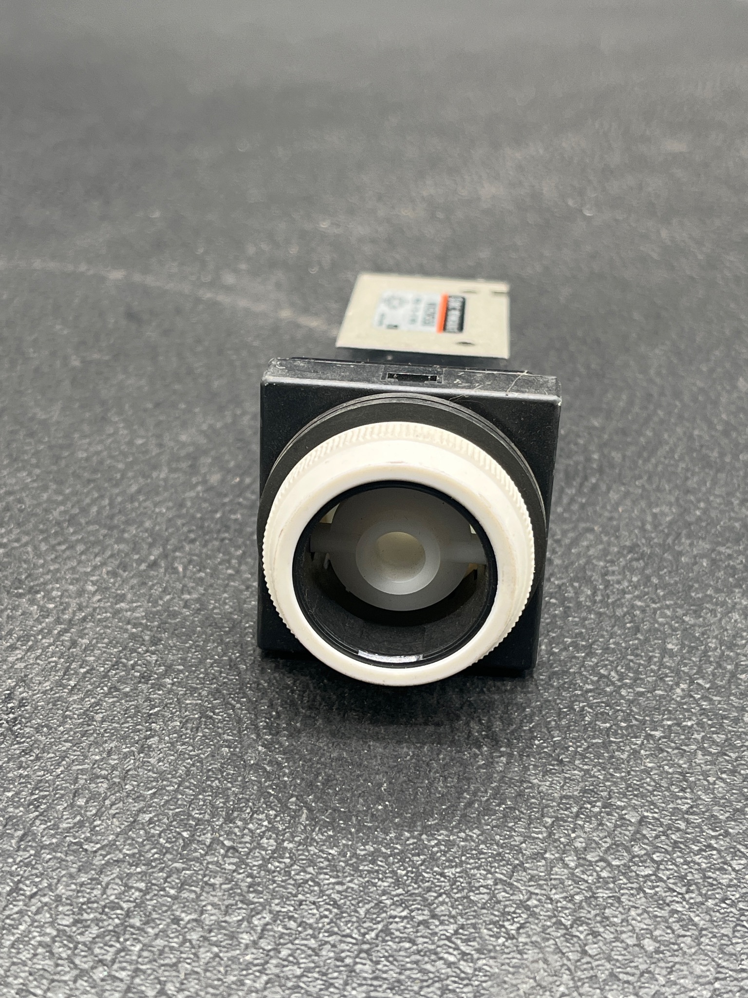 SMC NVZM550 Mechanical Valve USED 2