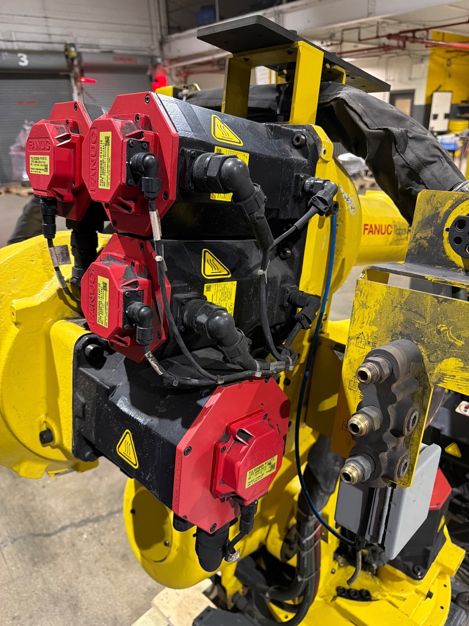 FANUC R-2000iB/210F Complete w/ R-30iB Controls USED 10