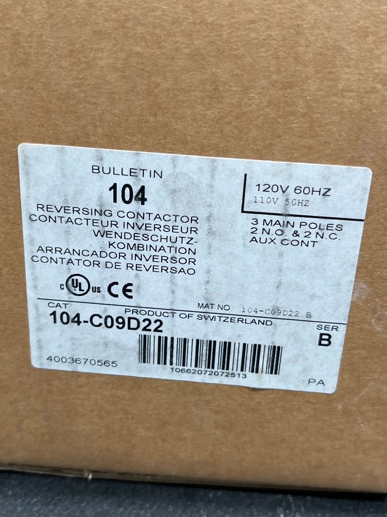 ALLEN BRADLEY 104-C09D22 Reversing Contactor NEW 5
