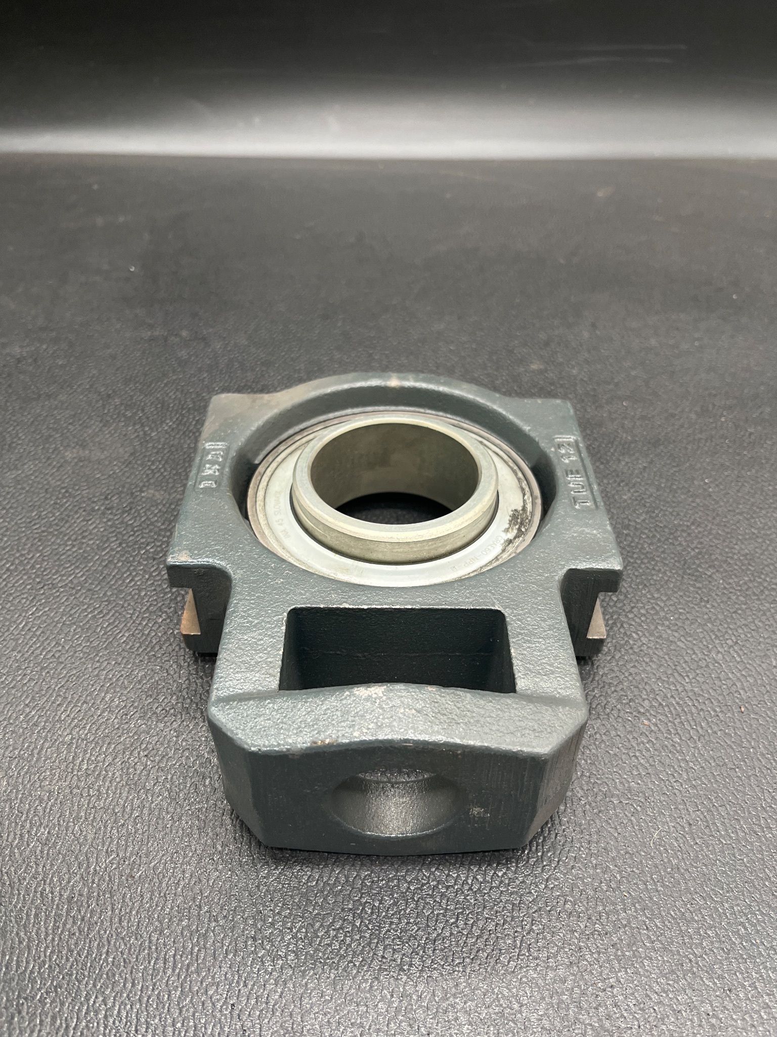 INA TUE12 Take-up Housing w/ GRAE60-NPP-B Bearing USED 2