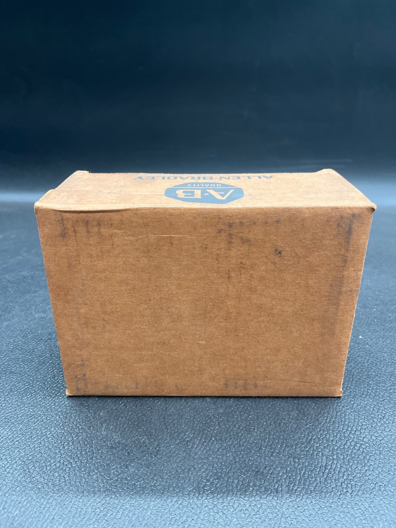 ALLEN BRADLEY 100-A30ND3 Contactor NEW 2