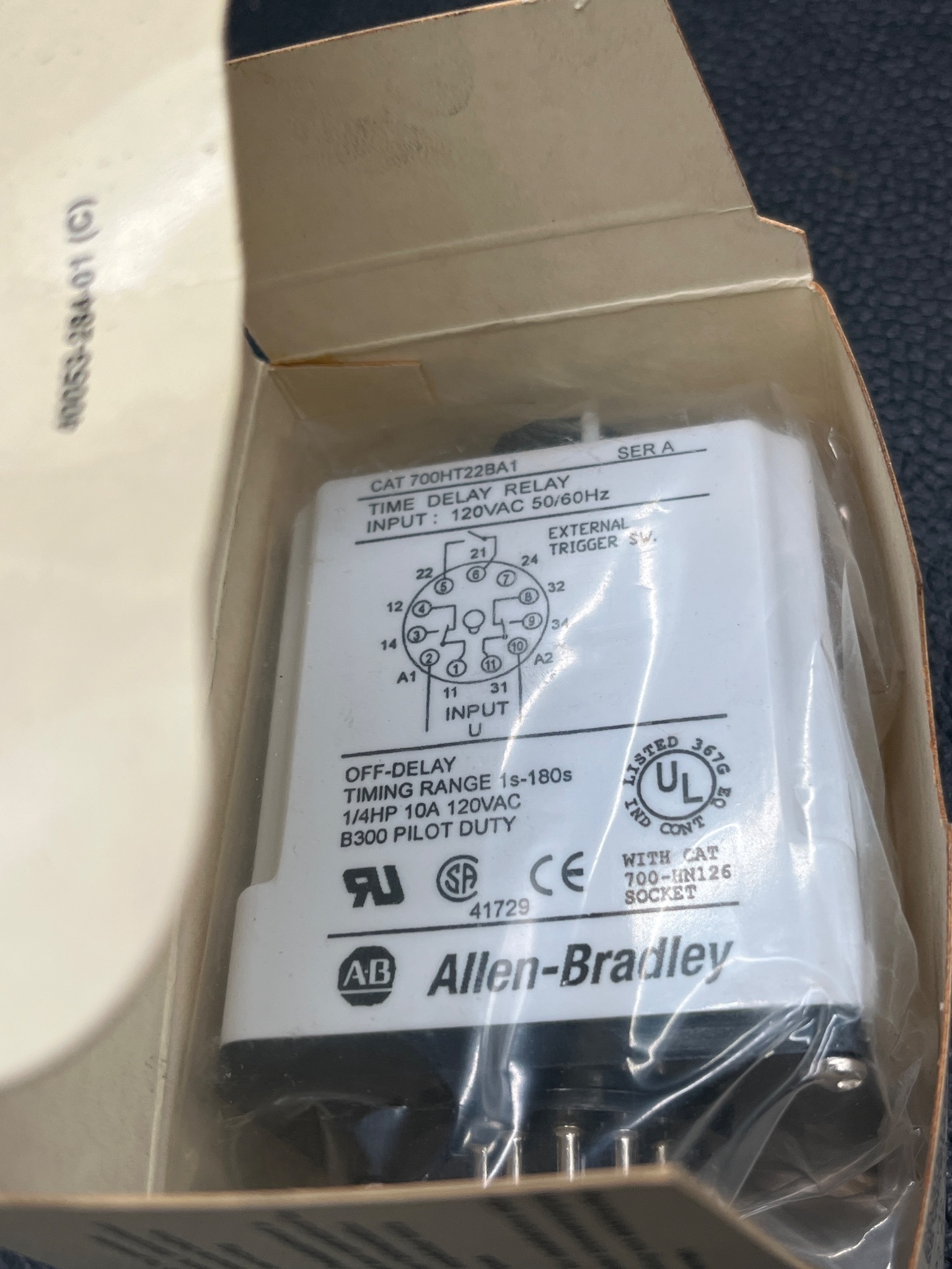 ALLEN BRADLEY 700-HT22BA1 Type H Timing Relay NEW 1