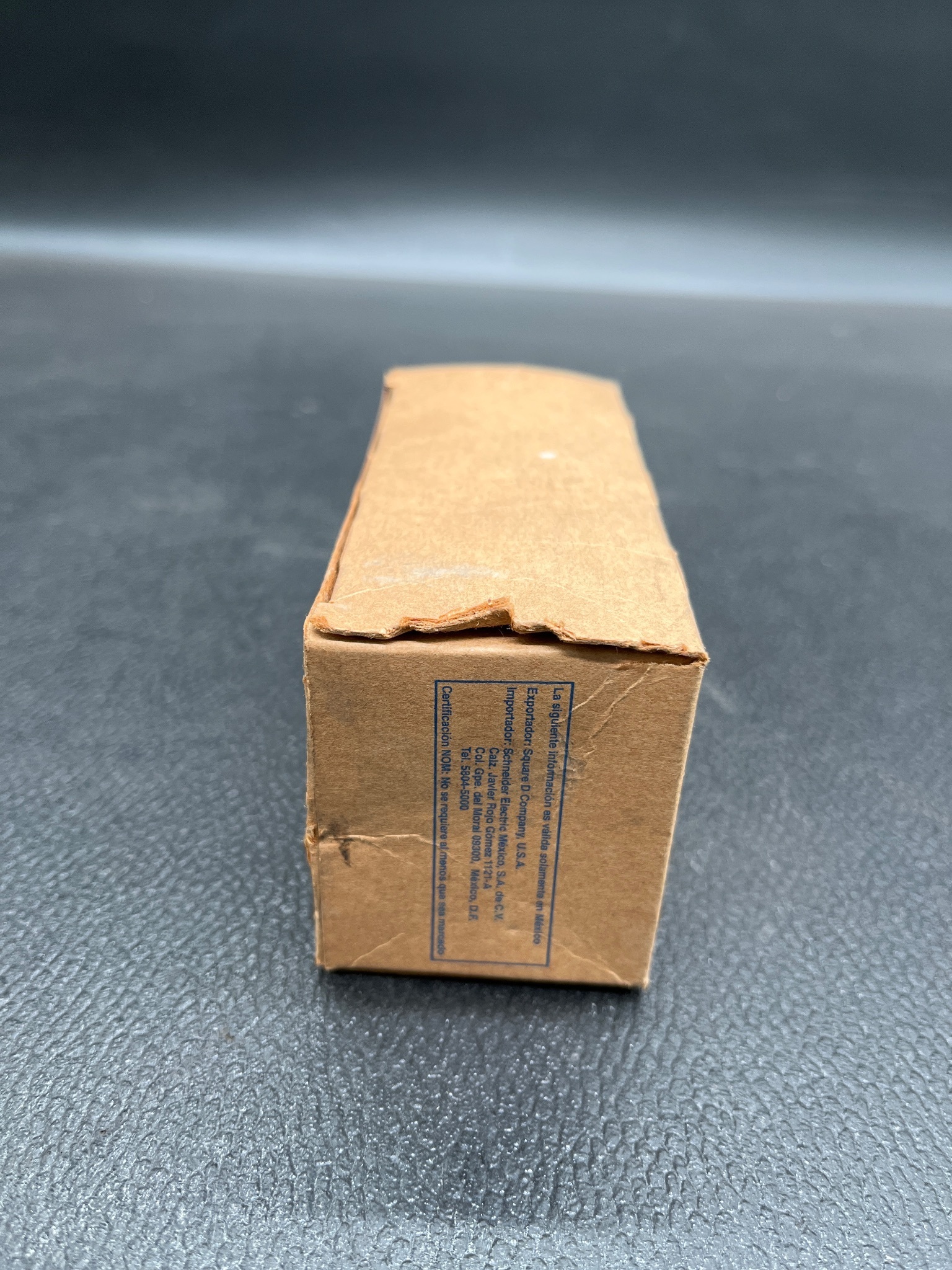 SQUARE D 9001KT1G31 Push-to-Test Pilot Light with Green Lens NEW 1