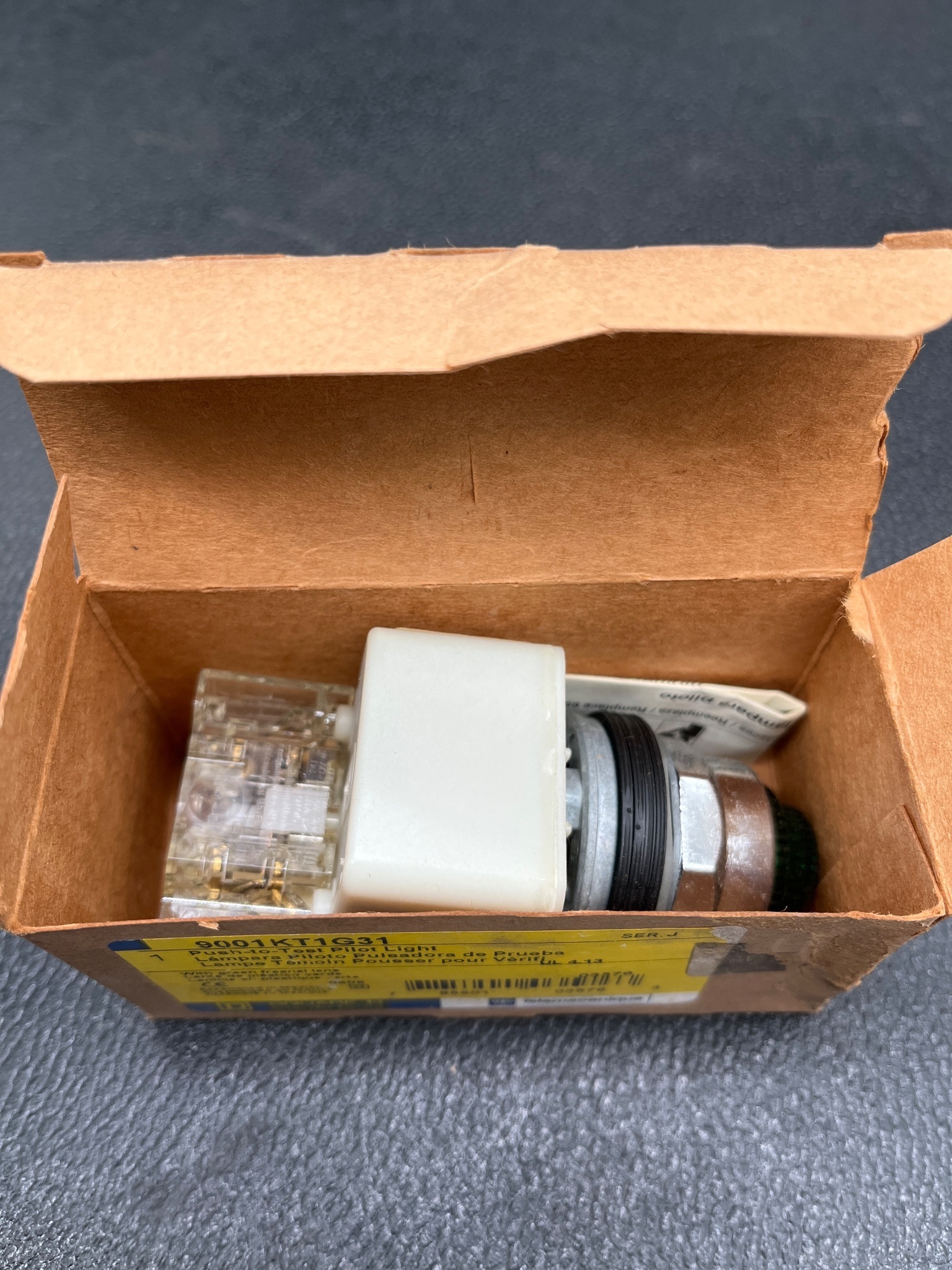 SQUARE D 9001KT1G31 Push-to-Test Pilot Light with Green Lens NEW 5