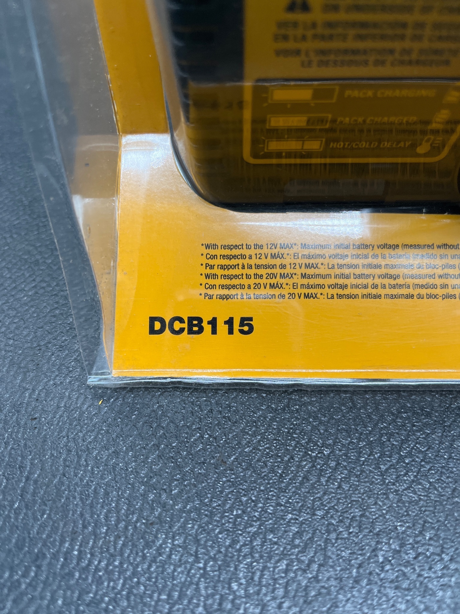 DEWALT DCB115 12V/20V Max Lithium-Ion Battery Charger NEW 4