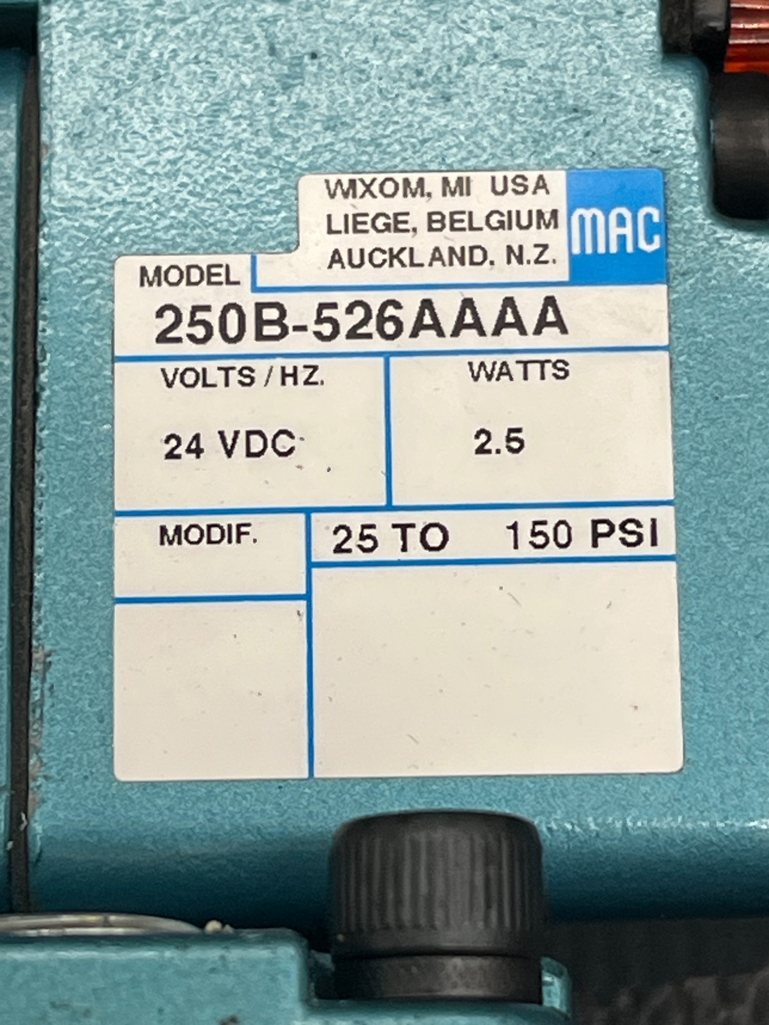 MAC 58D-13-526AA Valve with 250B-526AAAA Solenoid NEW 5