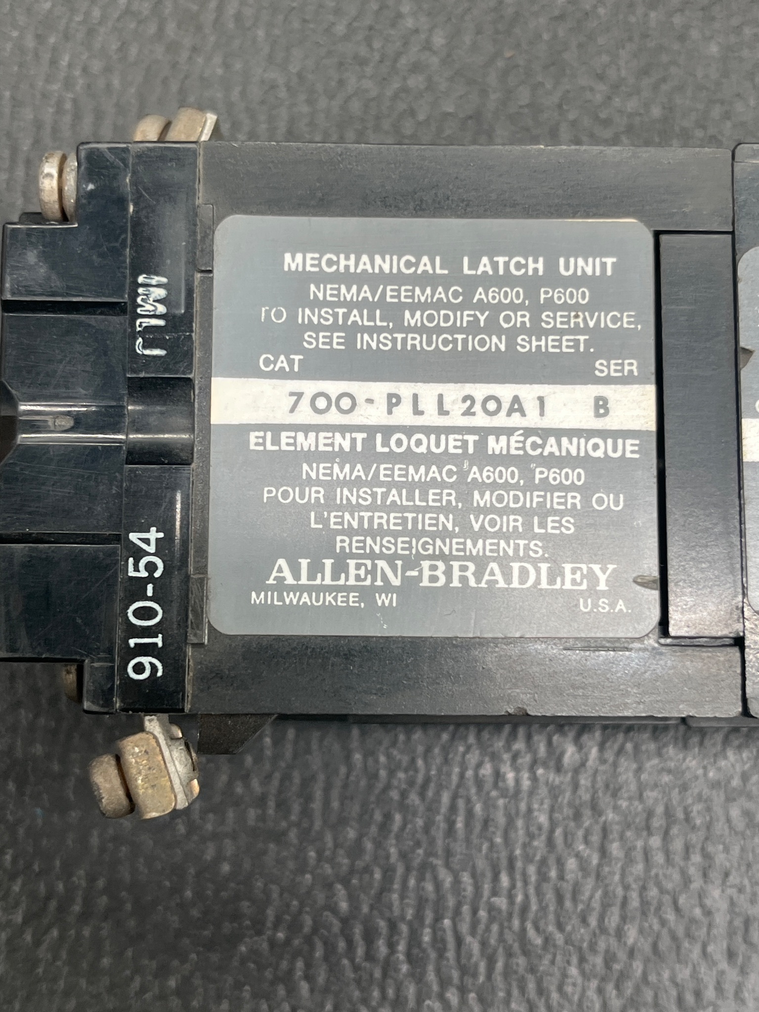 ALLEN BRADLEY 700-PL600A1 AC Relay with Mechanical Latch Unit USED 5