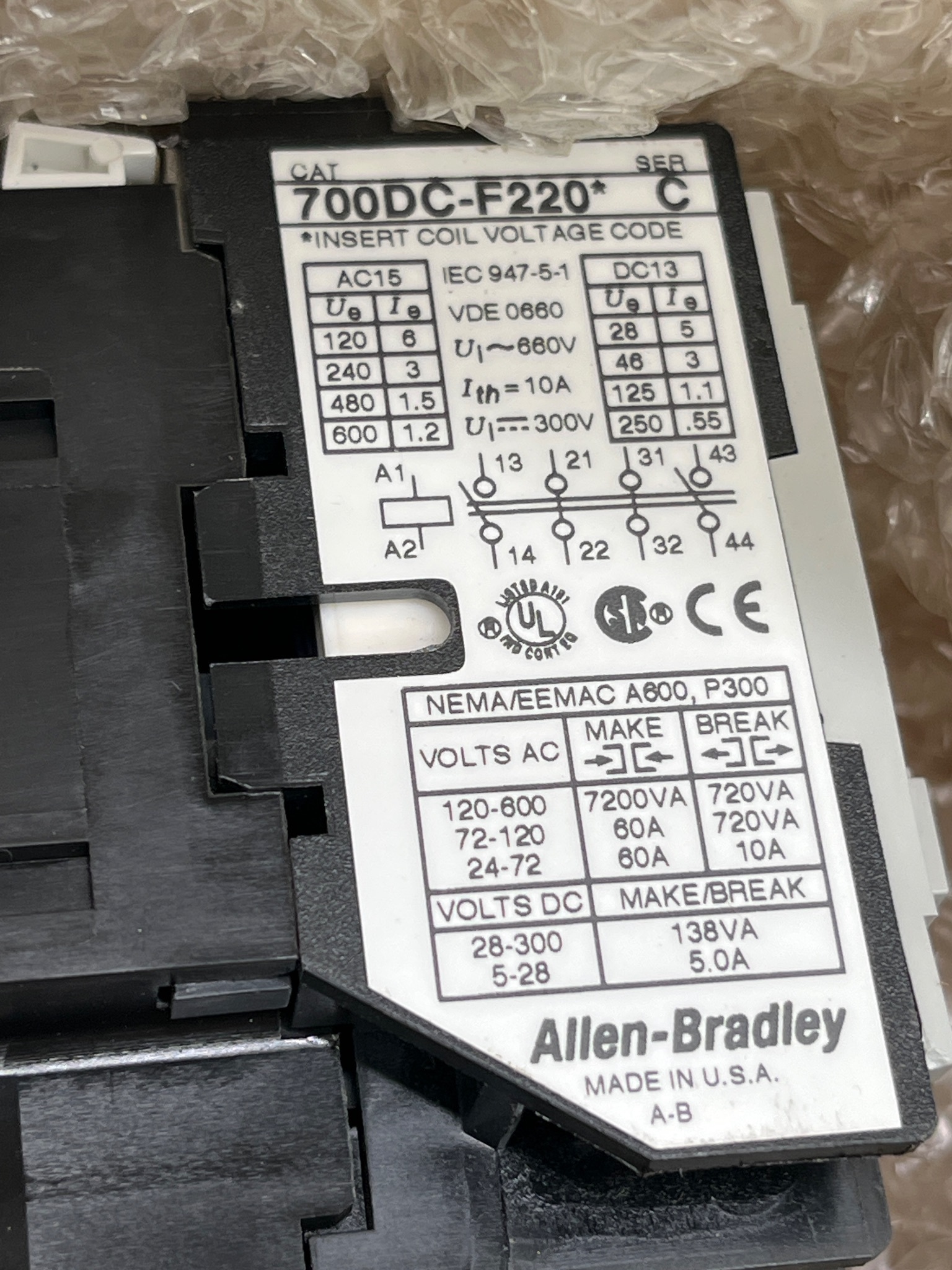 ALLEN BRADLEY 700DC-F220Z24 Type F Control Relay NEW 2
