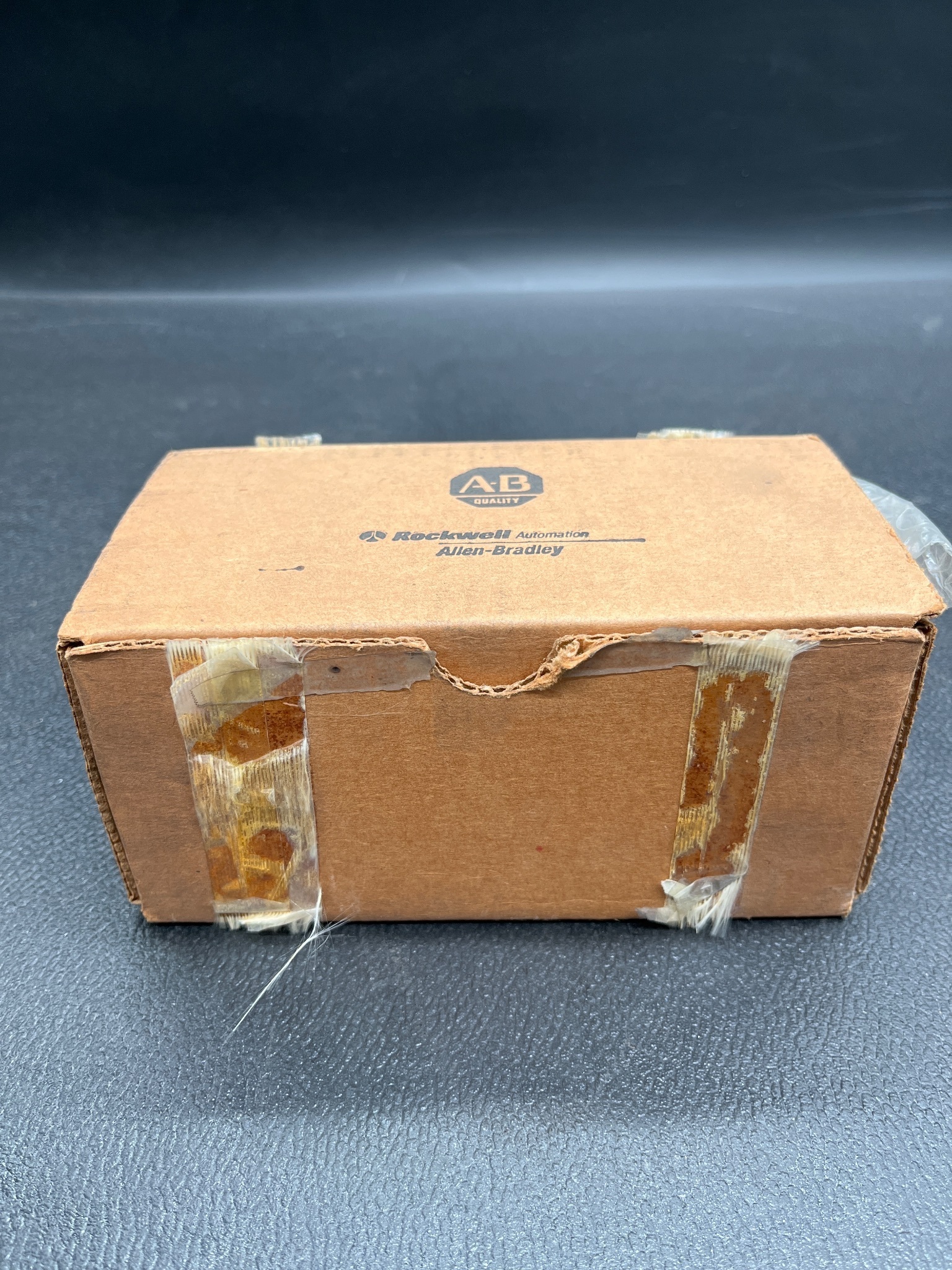 ALLEN BRADLEY 700DC-F220Z24 Type F Control Relay NEW 3