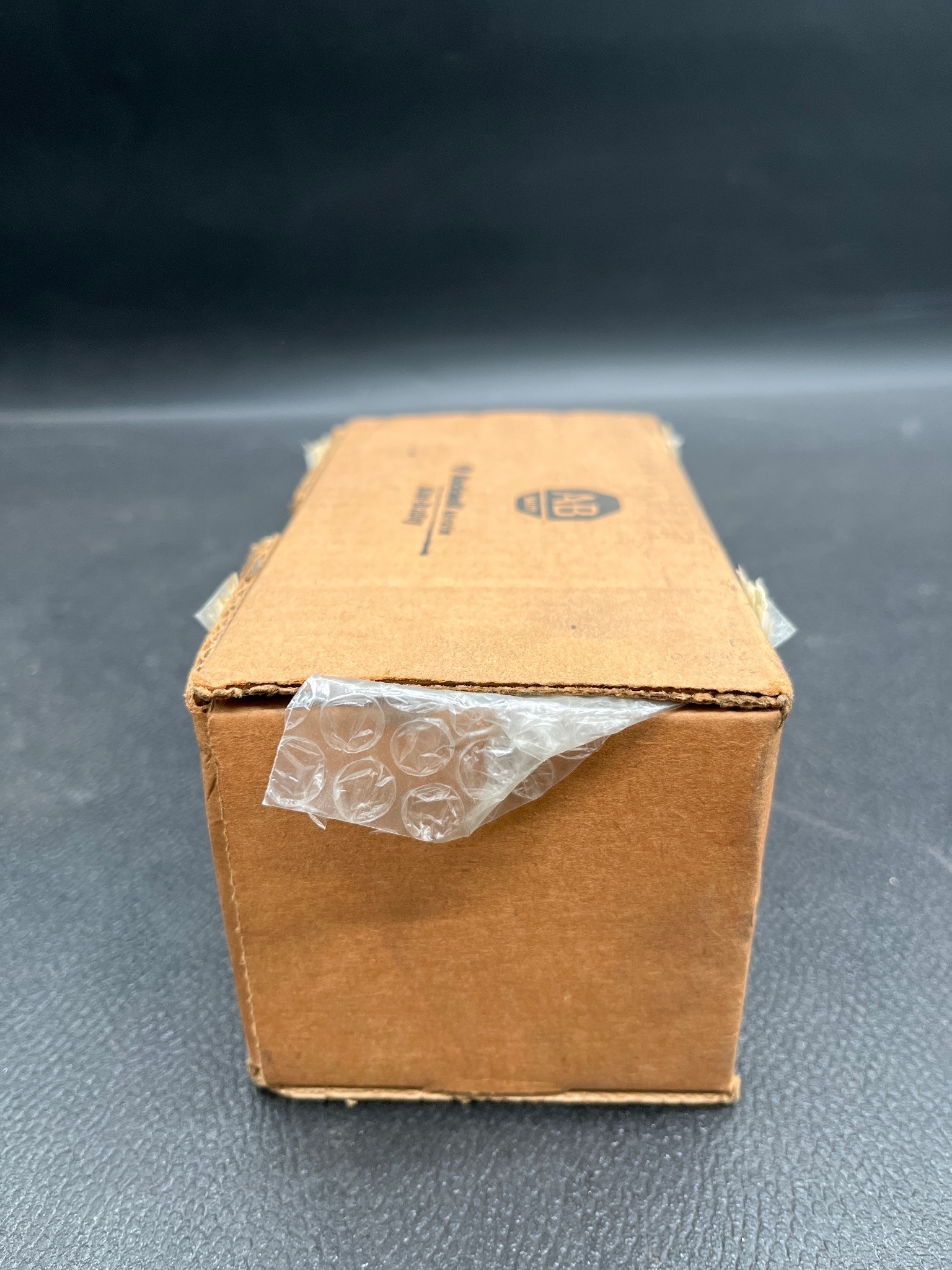 ALLEN BRADLEY 700DC-F220Z24 Type F Control Relay NEW 4