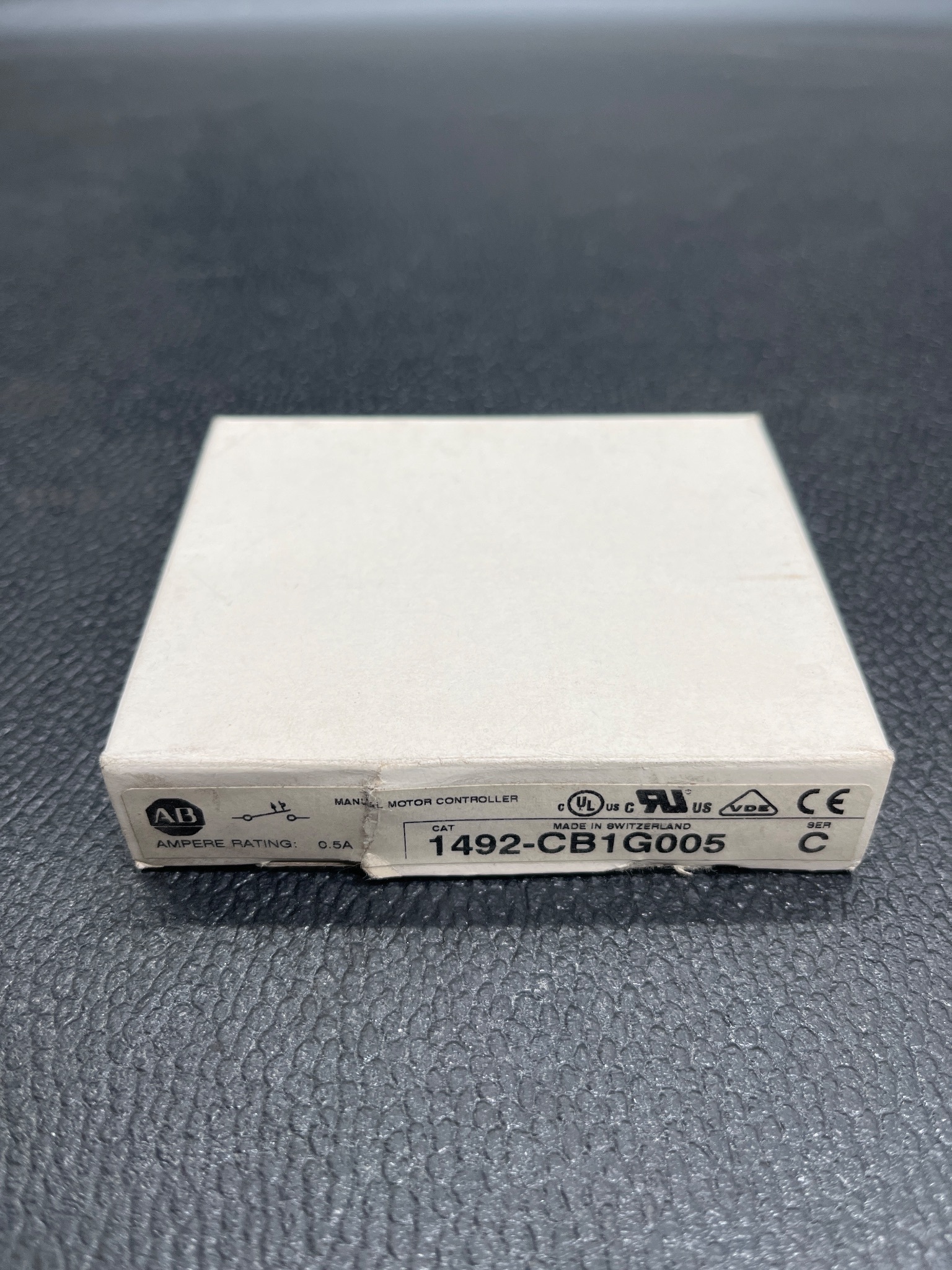 ALLEN BRADLEY 1492-CB1G005 Manual Motor Controller NEW 1