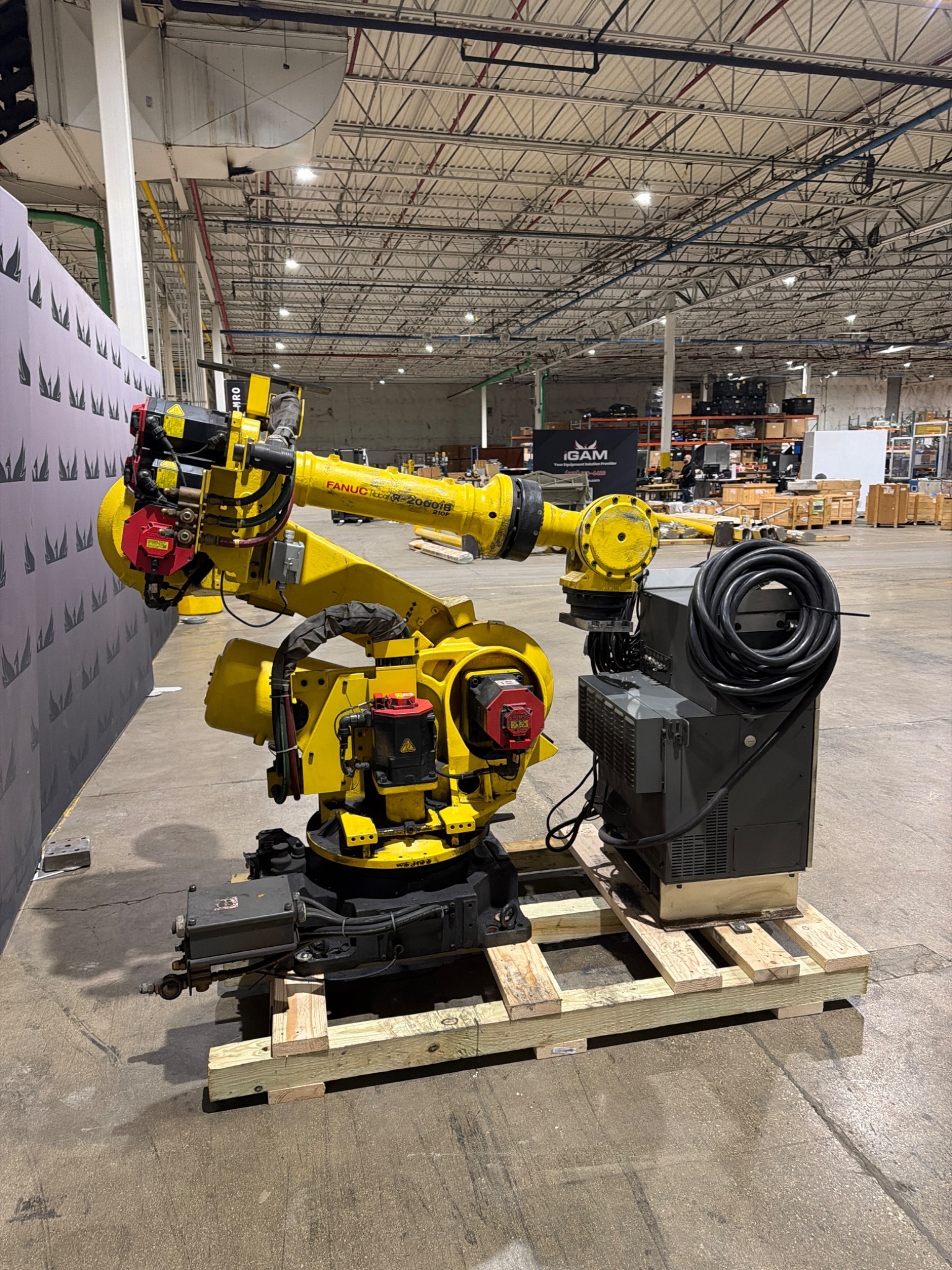 FANUC R-2000iB/210F Complete w/ R-30iB Controls USED 0