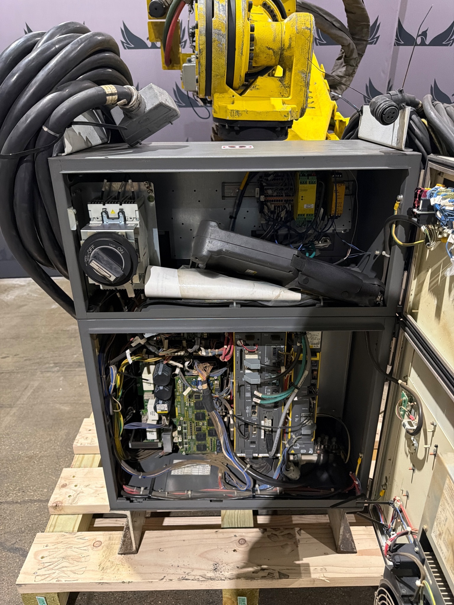 FANUC R-2000iB/210F Complete w/ R-30iB Controls USED 12