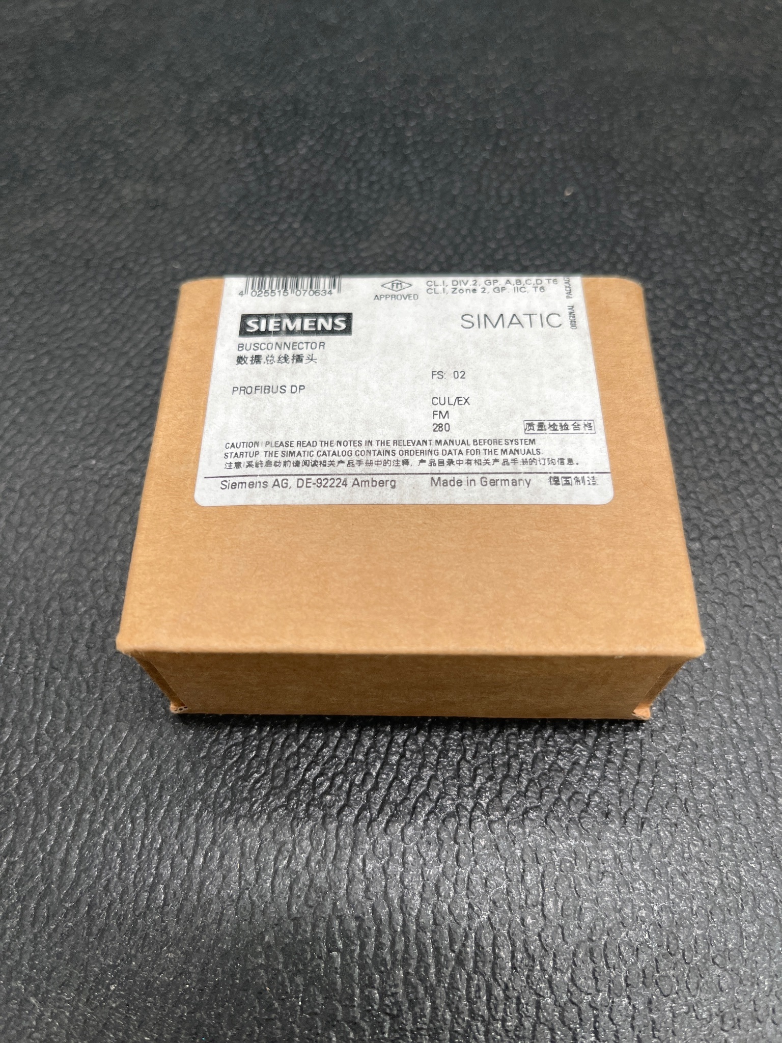 SIEMENS 6ES7 972-0BA60-0XA0 Bus Connector PROFIBUS DP NEW 0