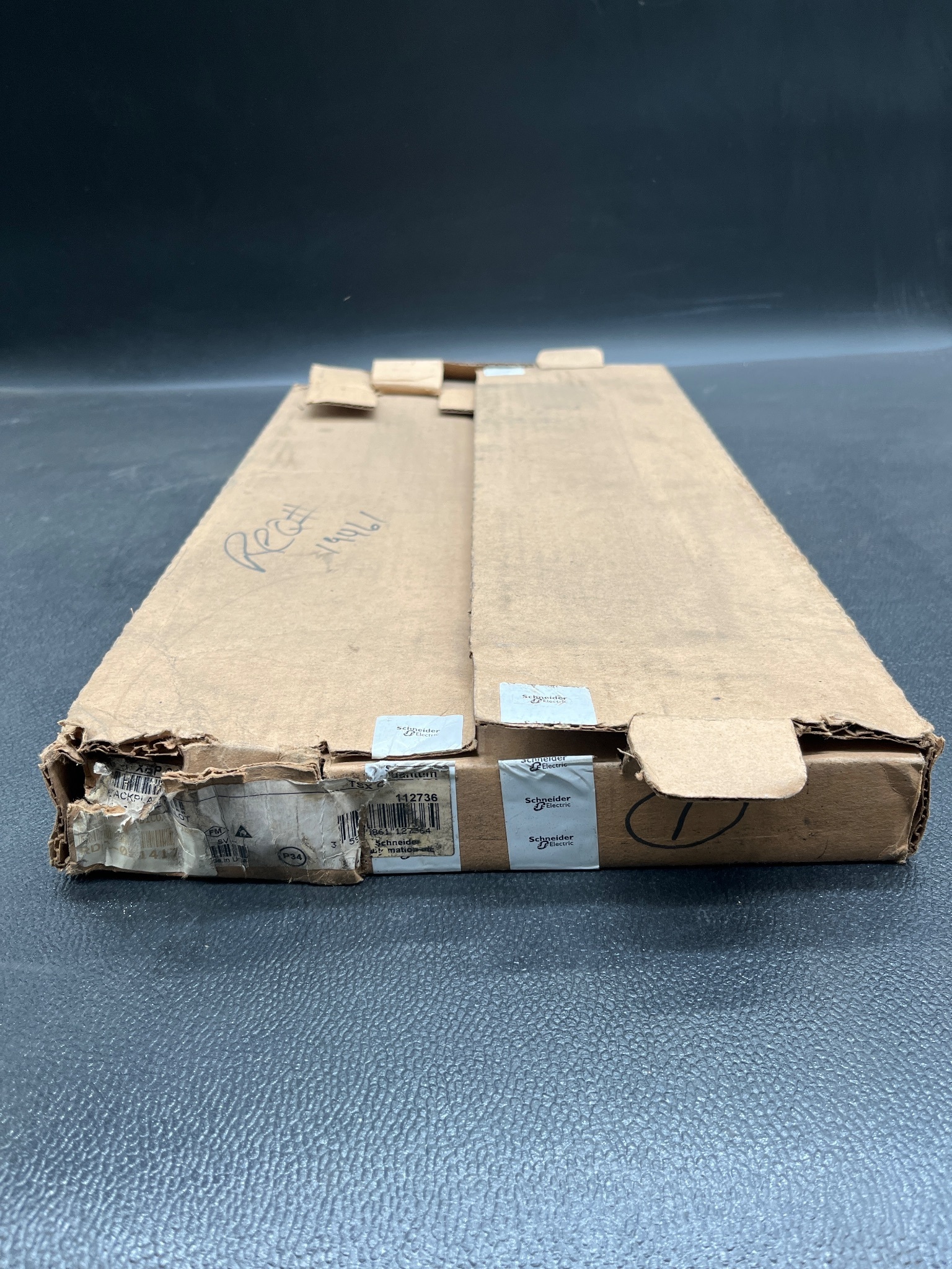 SCHNEIDER 140XBP01000 TSX Quantum Backplane 10 Slot NEW 6