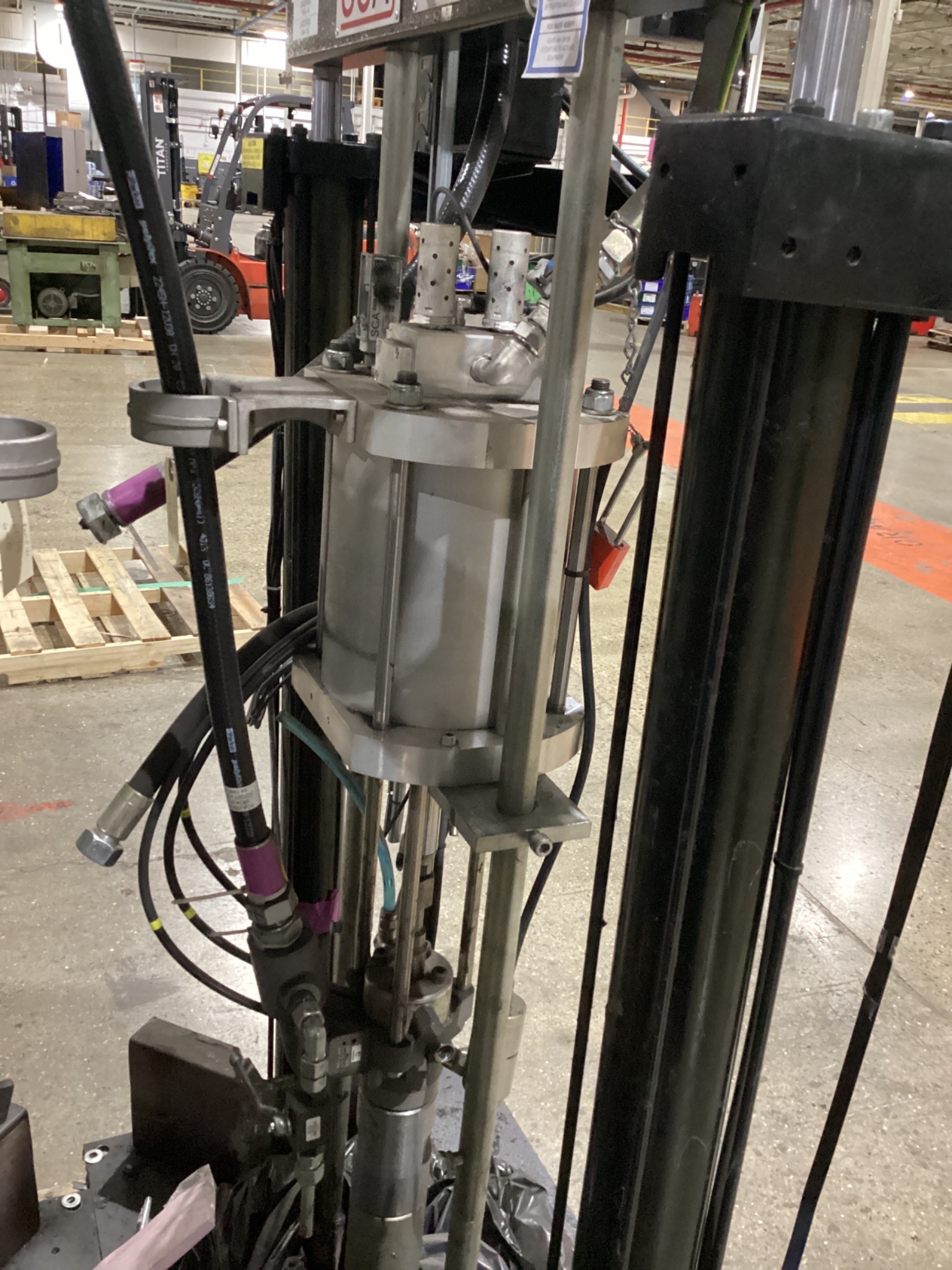 SCA PPK57-0571P08-1000 AIR POWERED PUMP SYSTEM USED 3
