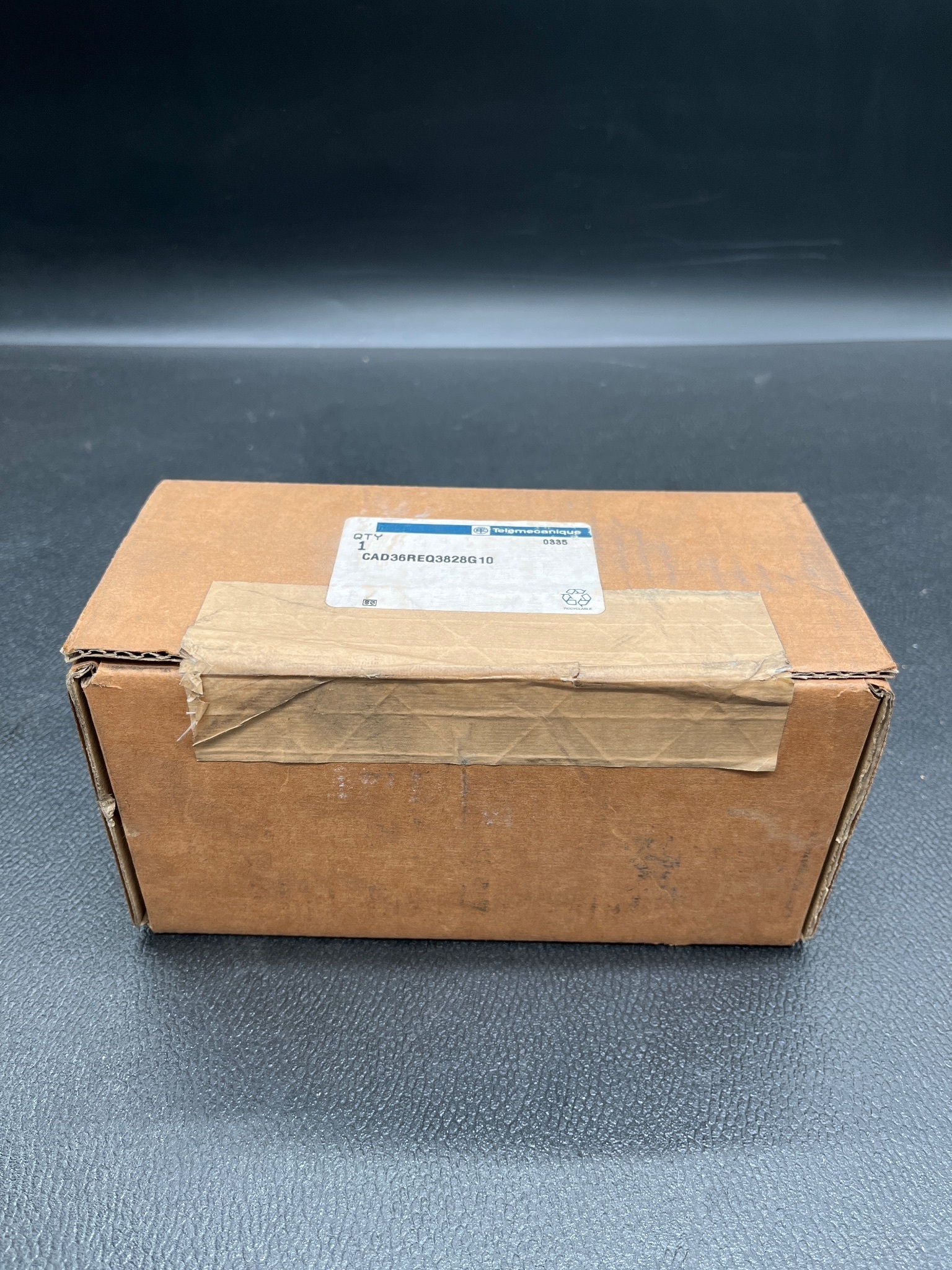 TELEMECANIQUE CAD36REQ3828G10 CONTROL RELAY USED 0