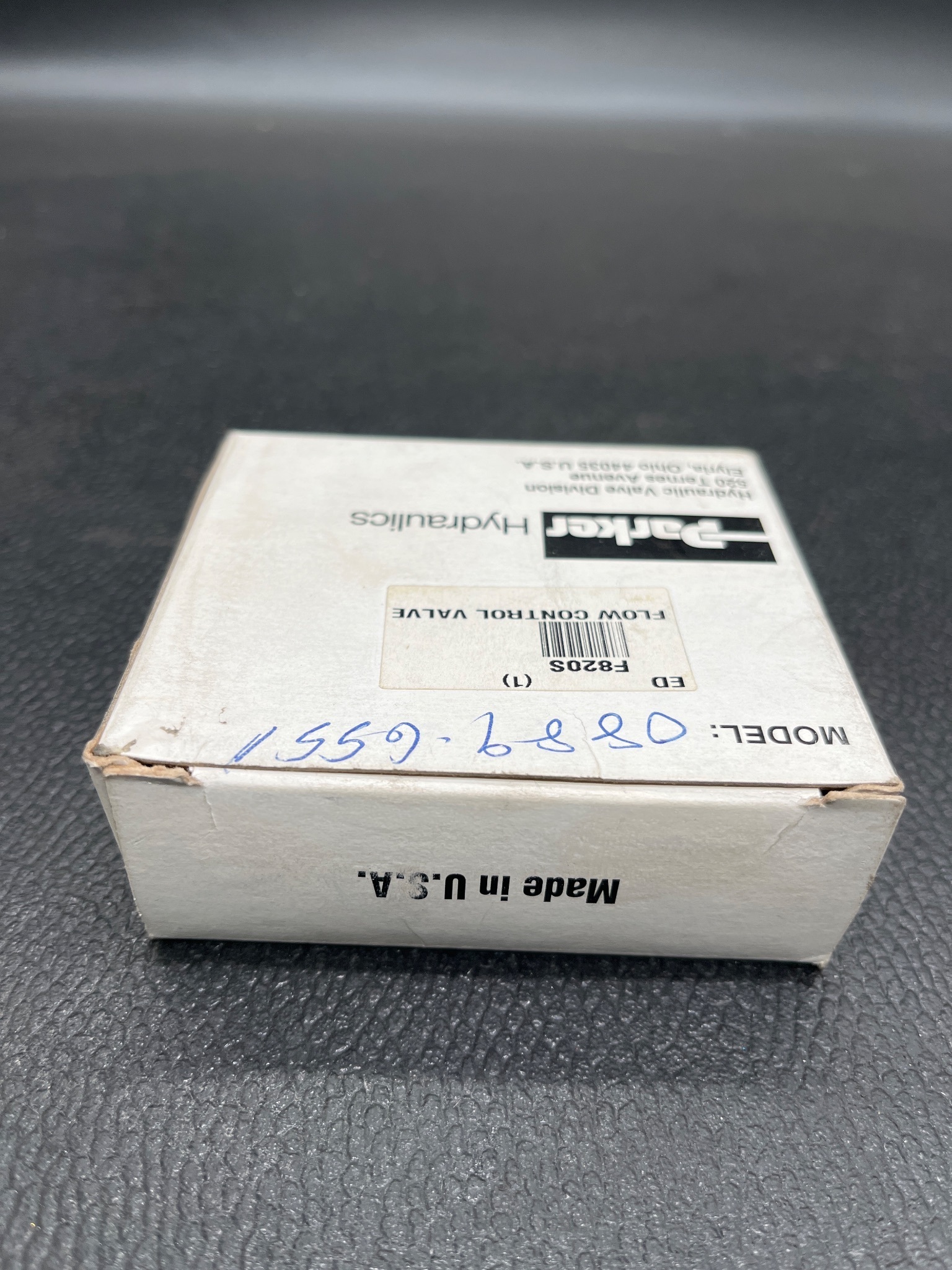 PARKER F820S Hydraulic Flow Control Valve NEW 2