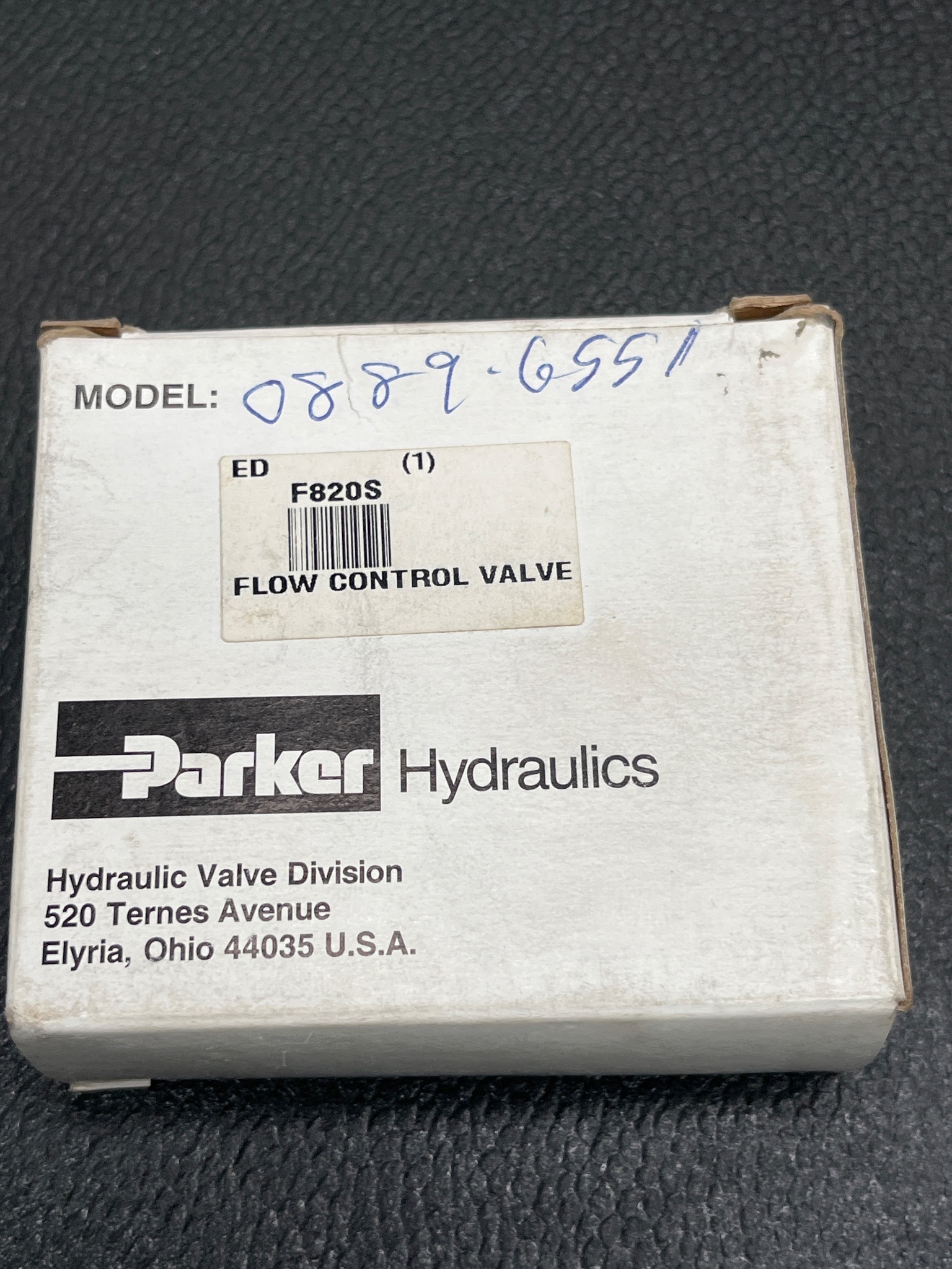 PARKER F820S Hydraulic Flow Control Valve NEW 4