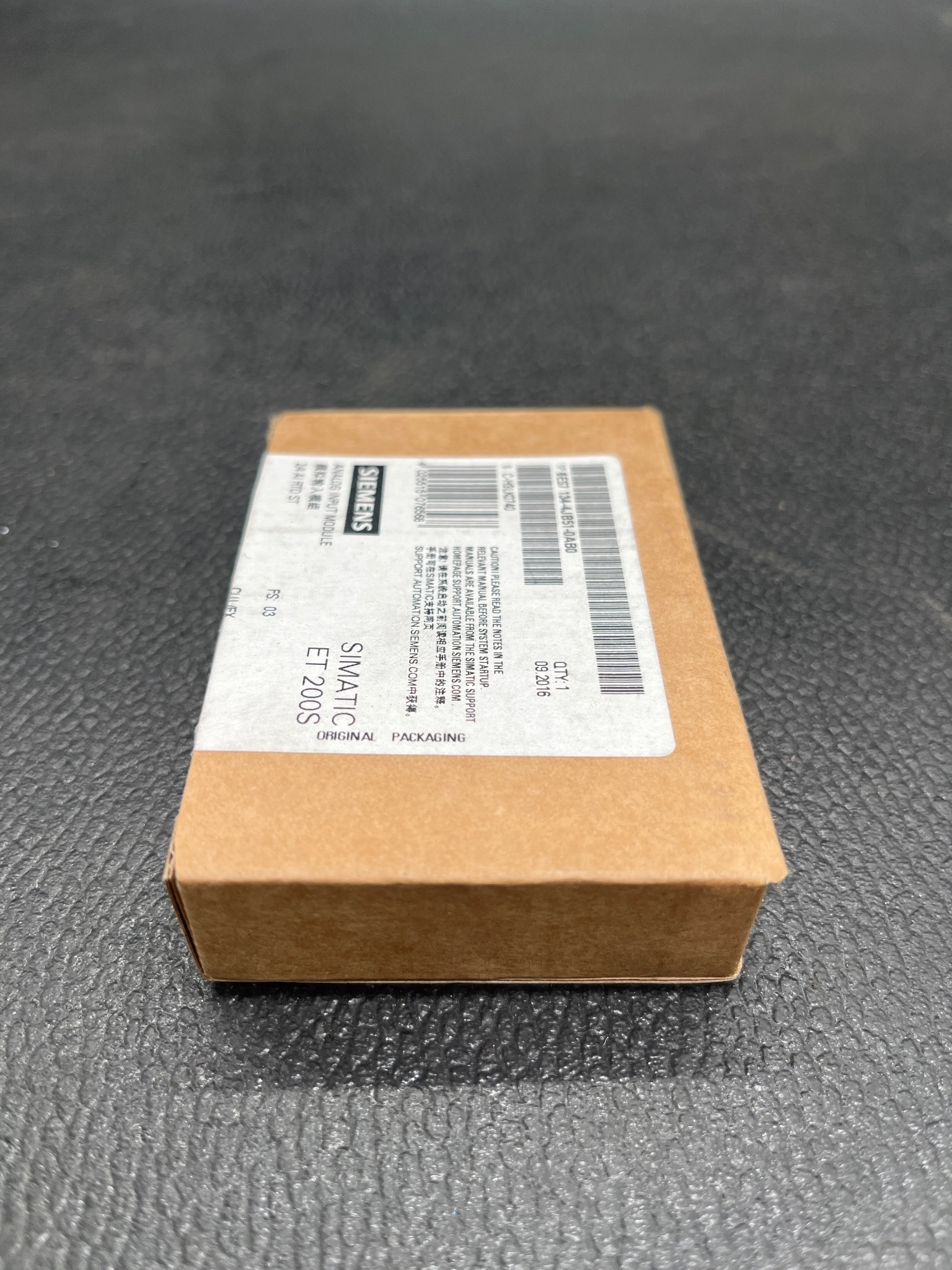 SIEMENS 6ES7 134-4JB51-0AB0 SIMATIC ET 200S Analog Input Module NEW 1