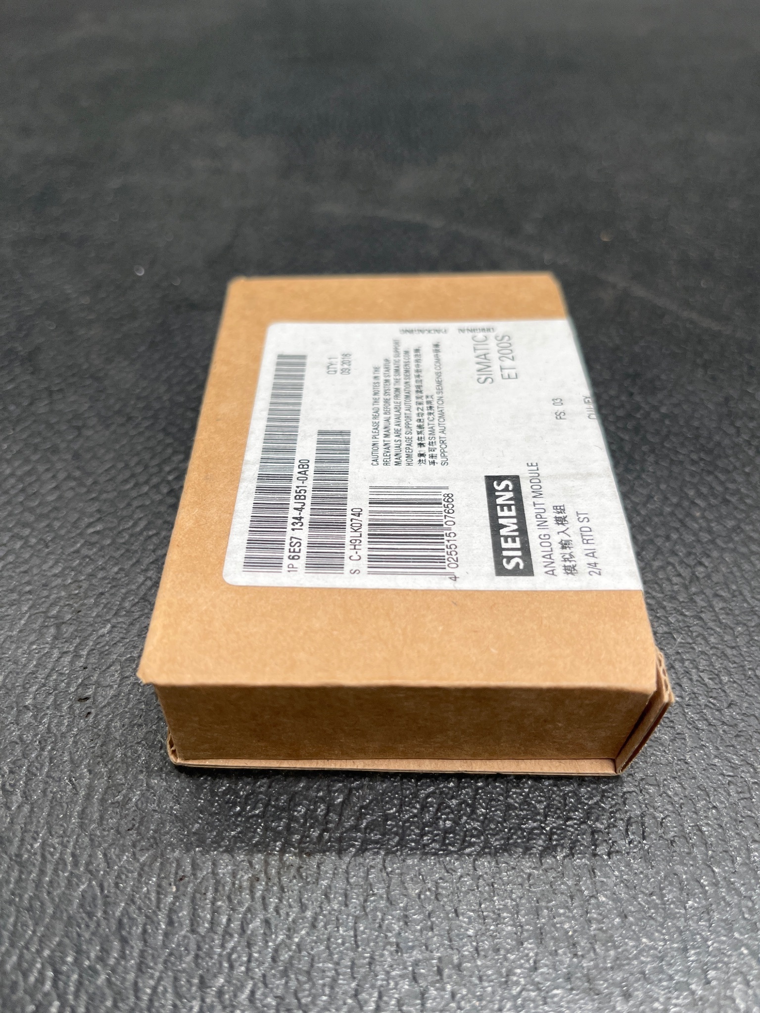 SIEMENS 6ES7 134-4JB51-0AB0 SIMATIC ET 200S Analog Input Module NEW 3