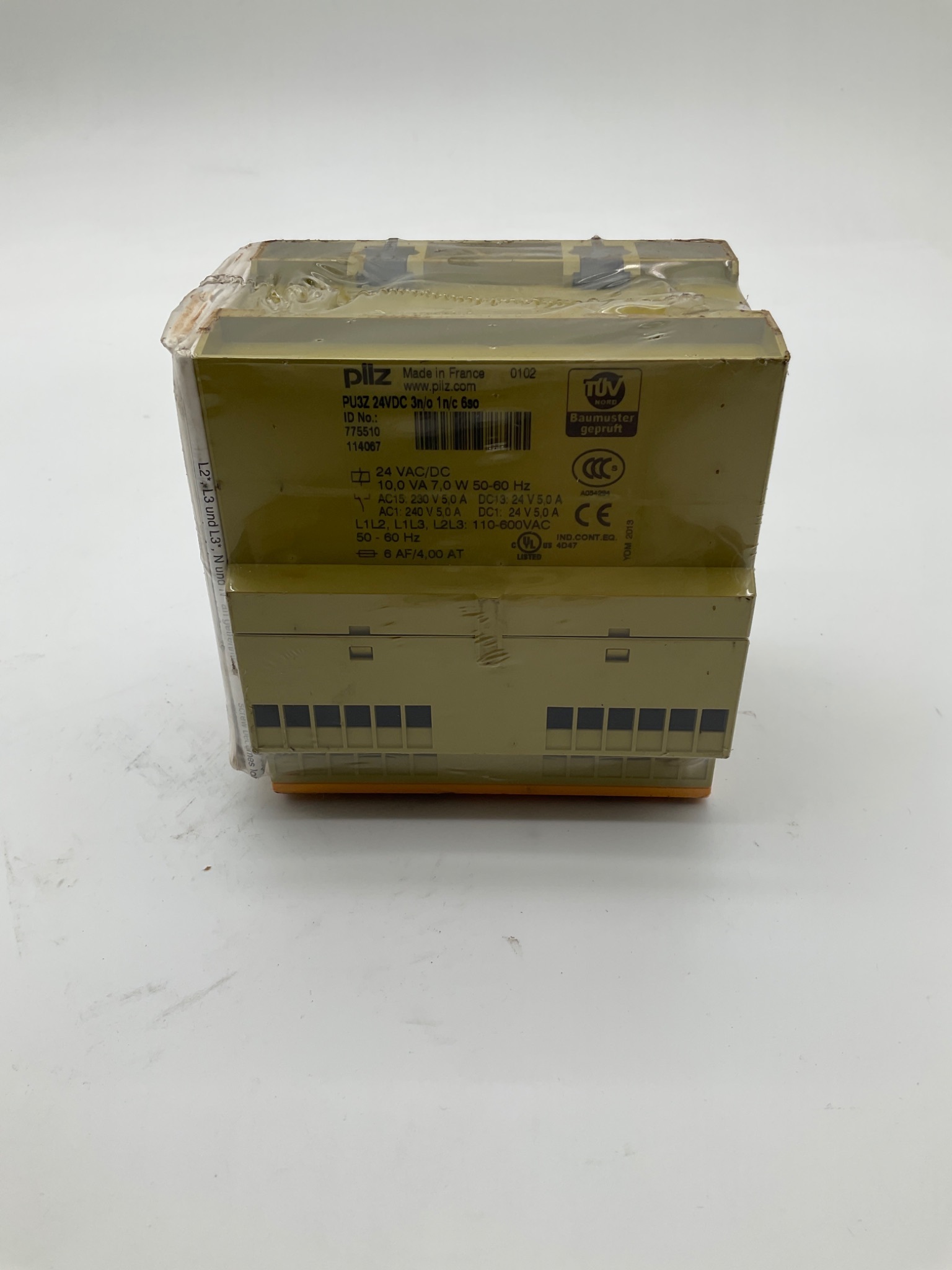 PILZ 775510 Safety Relay Module NEW 1