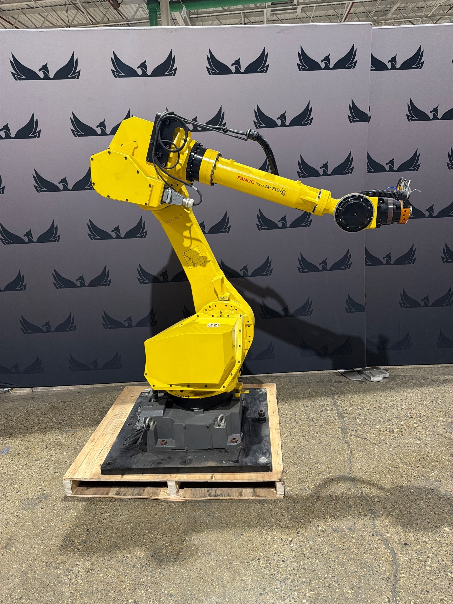 FANUC M-710iC/50 ROBOT ARM & CONTROLLER USED 0