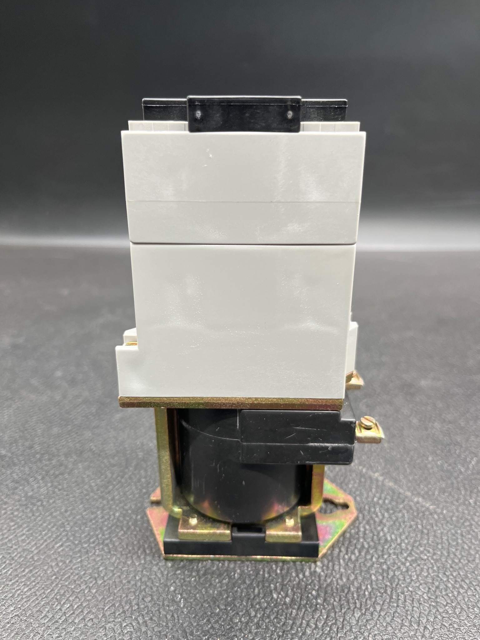 SQUARE D 8501XDO80V53 DC Control Relay NEW 7