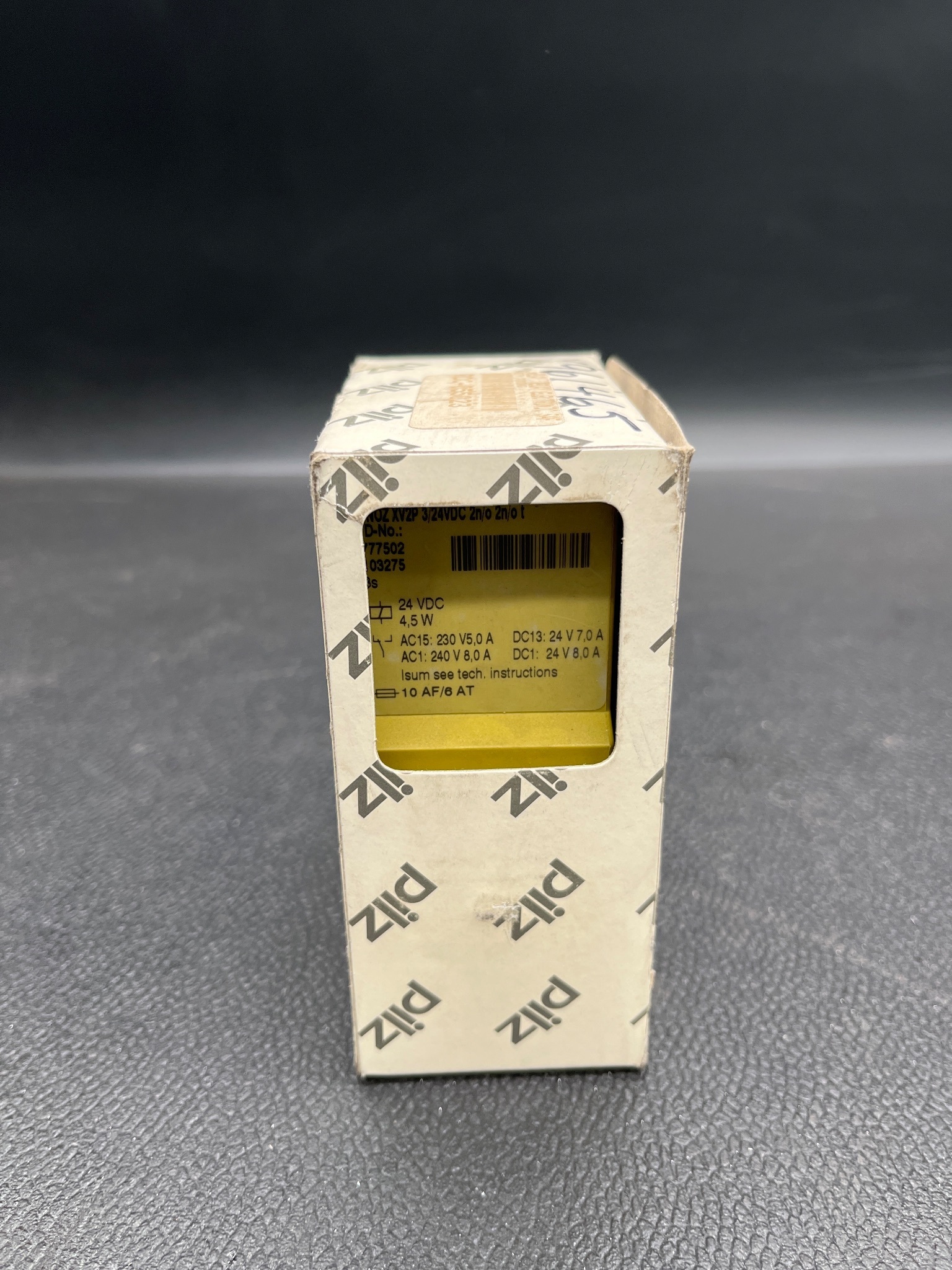PILZ 777502 PNOZ XV2P Safety Relay Module NEW 0