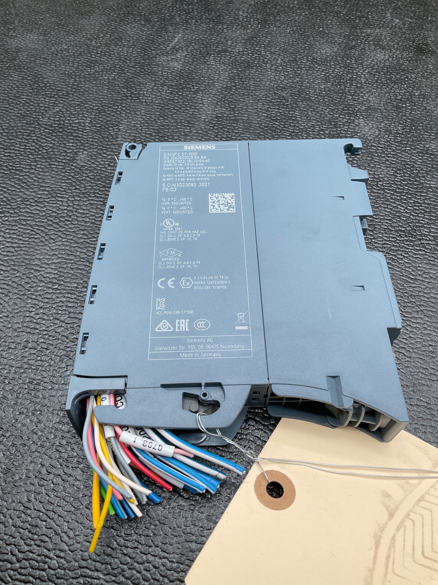 SIEMENS 6ES7522-1BL10-0AA0 S7-1500 DIGITAL OUTPUT MODULE 32X24VDC 0.5A USED 4