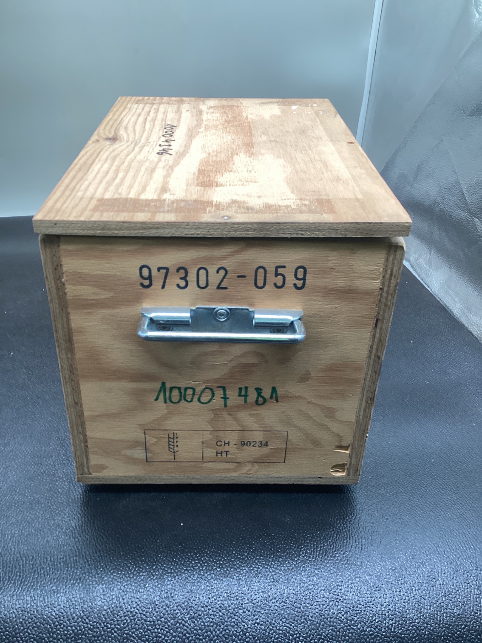 FISCHER MFM-1032/60/9 HJND-28 PRECISION MOTOR SPINDLE USED 1