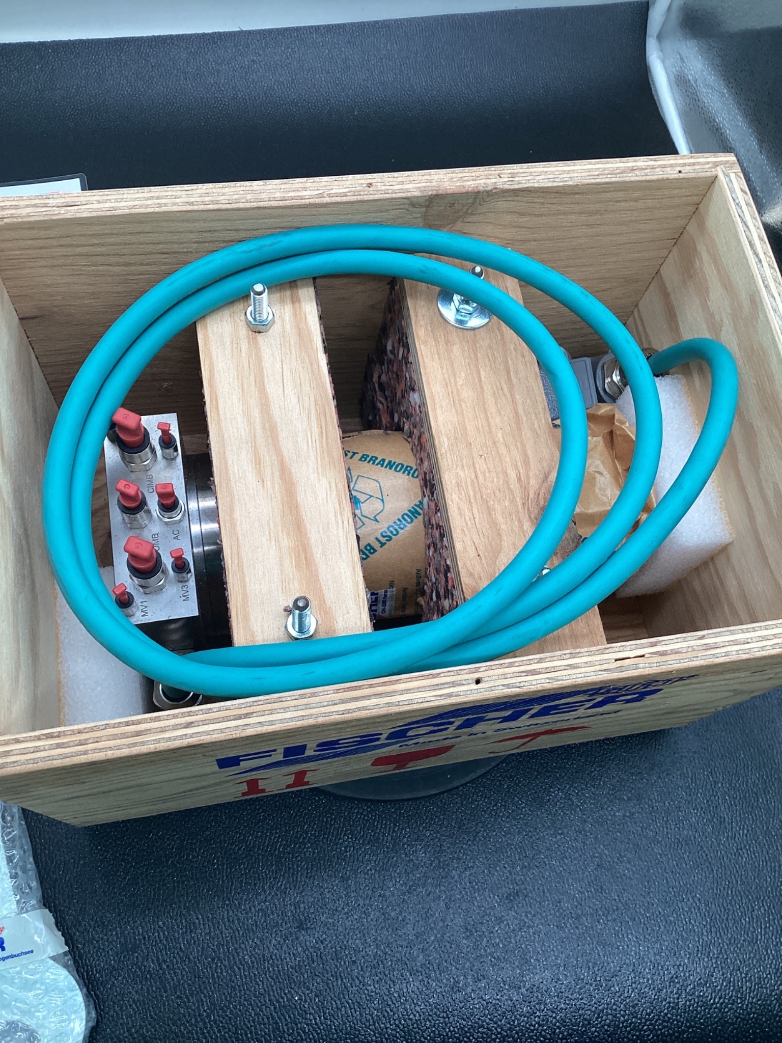 FISCHER MFM-1032/60/9 HJND-28 PRECISION MOTOR SPINDLE USED 5