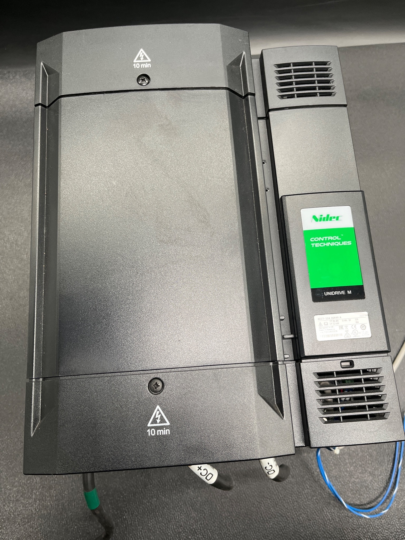 CONTROL TECHNIQUES RECT-11406840A UNIDRIVE M AC DRIVE USED 1